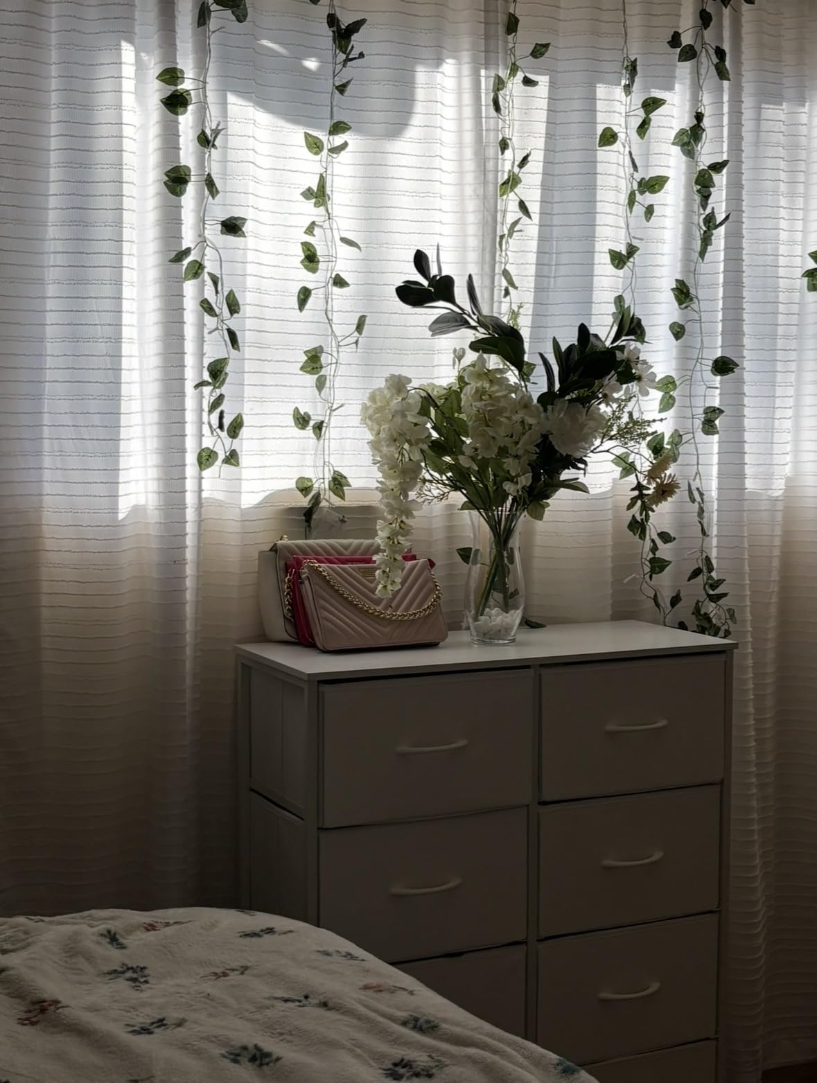 SONGMICS Dresser for Bedroom, Wide Dresser with 9 Fabric Drawers customer photo 1