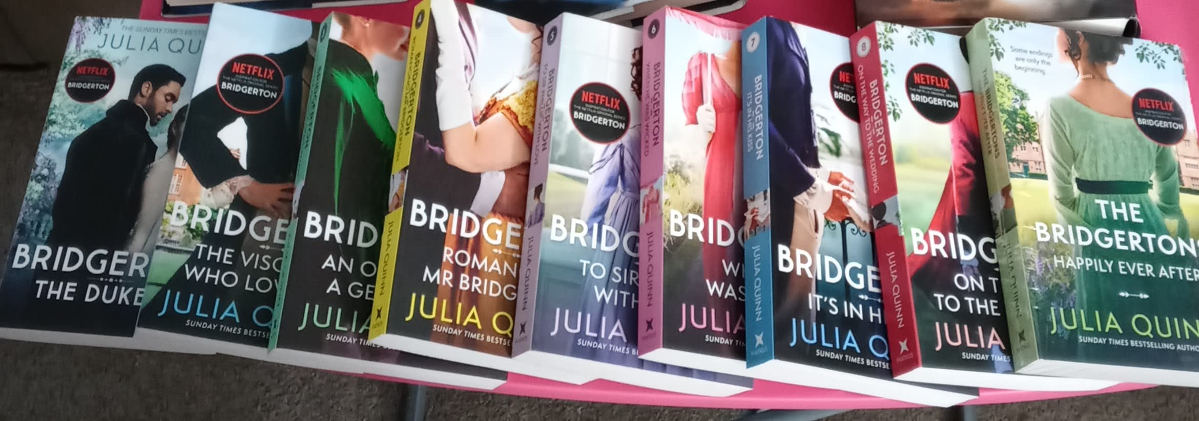 Bridgerton Family Series Collection: Complete Box Set of Books 1-9 by Julia Quinn – Regency Romance, Historical Fiction, Bestseller customer photo 2