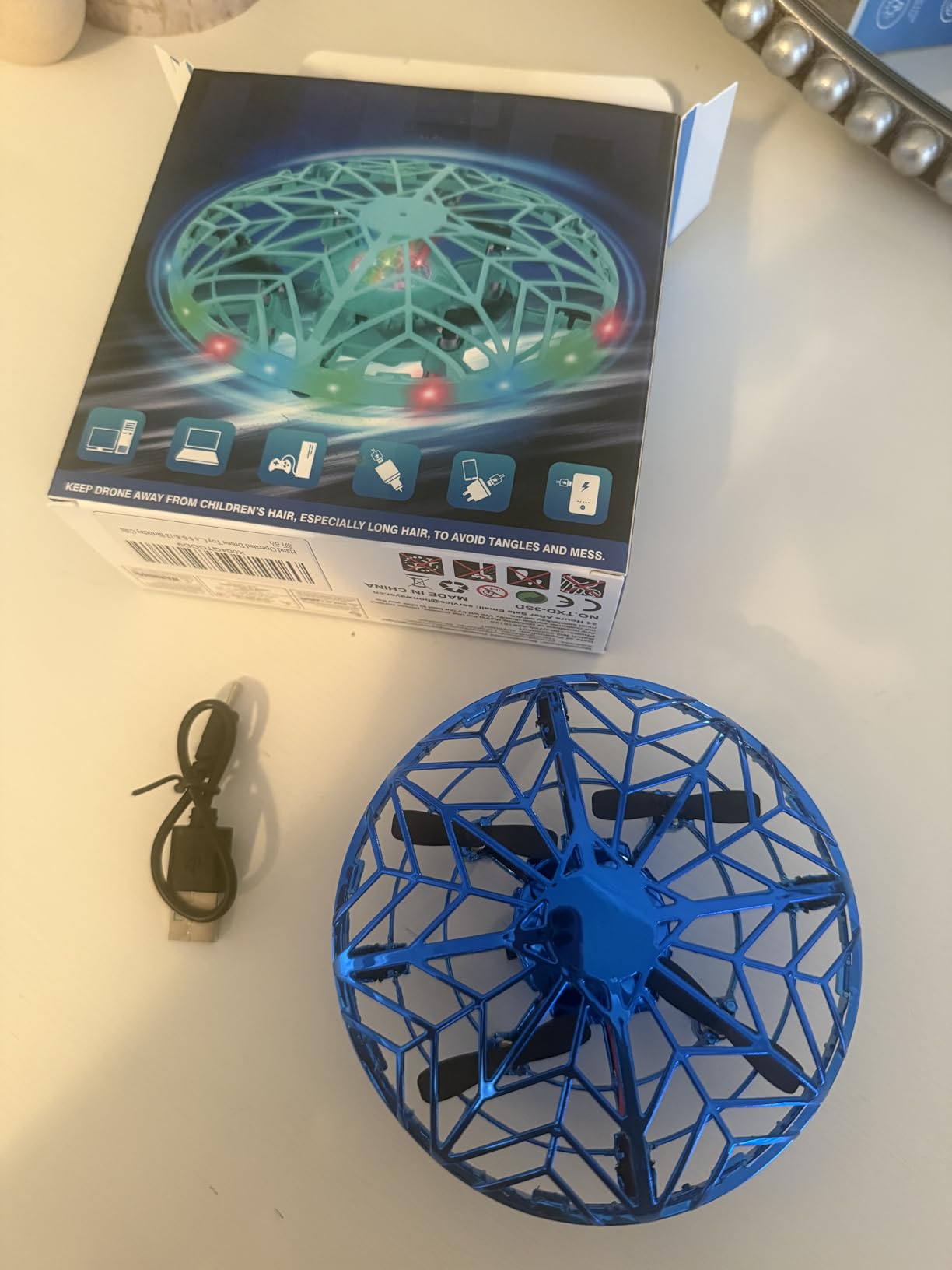 Hand Operated Drone Toy for Kids - Easy Fly Hover Drone with AI Motion Sensor, Rechargeable Drones for Kids 8-12 & 6-8, Safe Mini Quadcopter with Auto Hover, 360 Flip/Roll, Perfect Boys Girls Drones for Age 4-6-8-12 Birthday Gifts customer photo 1