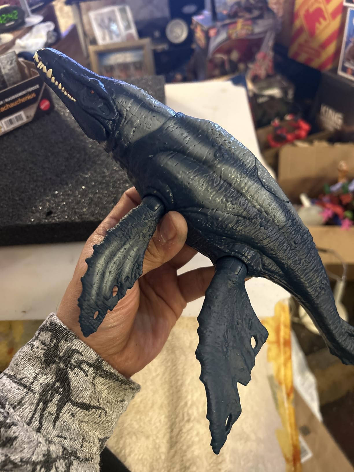 Mattel Jurassic World Wild Roar Pteranodon Dinosaur Action Figure Toy with Chomp Attack, Light Up Feature & Roar Sound, Scan Code for Digital Play customer photo 2