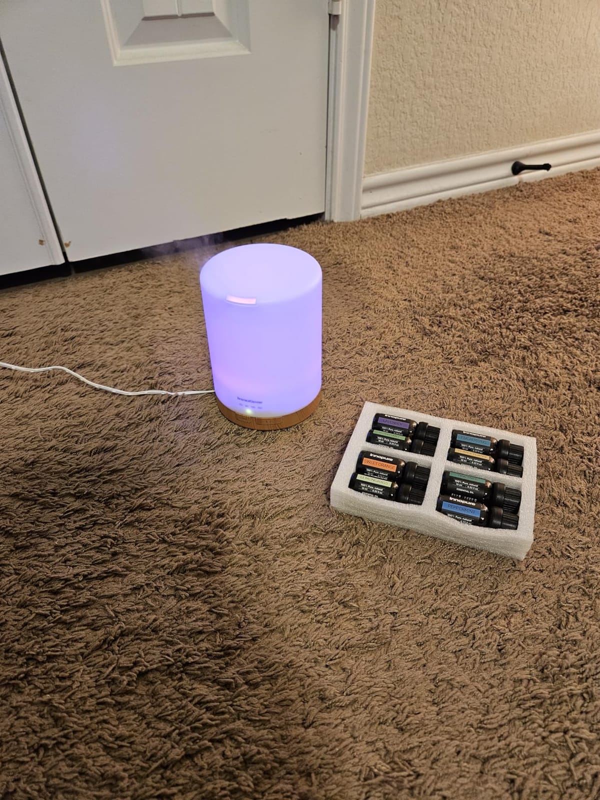 InnoGear 300ml Aromatherapy Essential Oil Diffuser 8 Oils Gift Set | Aromatherapy, Cool Mist Humidifier, Ultrasonic, Large Room, Run up to 10hrs, Waterless Auto Off, 7 LED Lights, Quiet customer photo 1