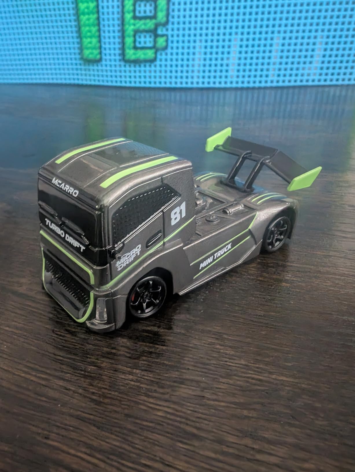 1/64 Scale RC Drift Car - 2.4GHz Half-Scale Remote Control 4WD High-Speed Mini Remote Control Car with Racing Lights (White) customer photo 2