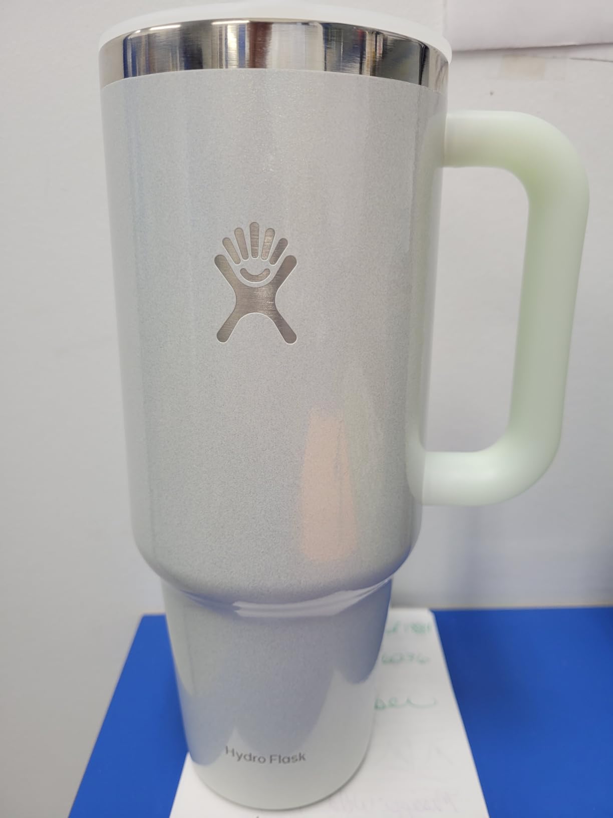 Hydro Flask 32 Oz Travel Tumbler with Handle, Lid and Straw - Insulated Stainless Steel in Western Light Blue customer photo 2