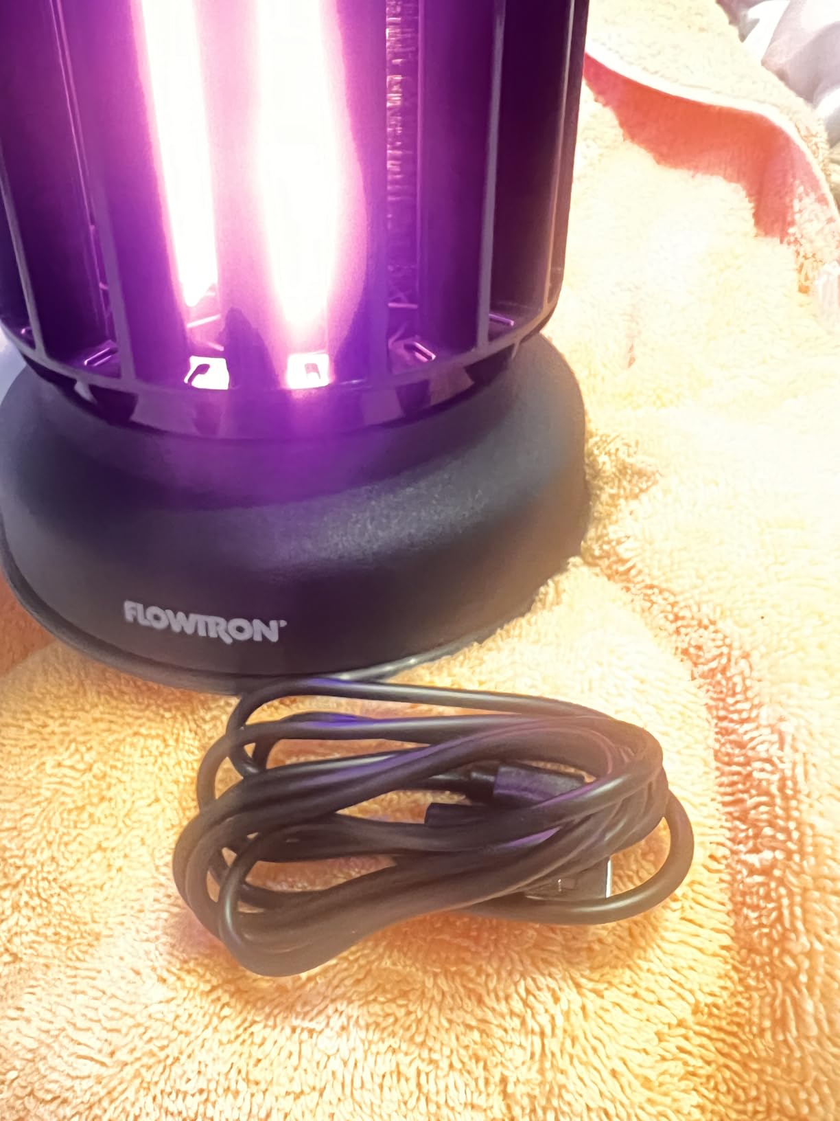 Flowtron 2-in-1 Bug Zapper Lantern, 2150 Sq Ft, Rechargeable customer photo 1