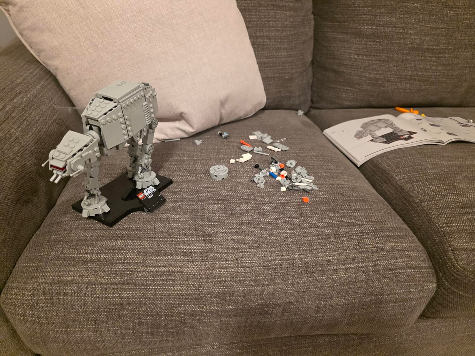 Star Wars AT-AT Walker Building Set for Adults, Ages 18+ - Collectible & Room Decor, Gift Idea for Birthdays customer photo 2