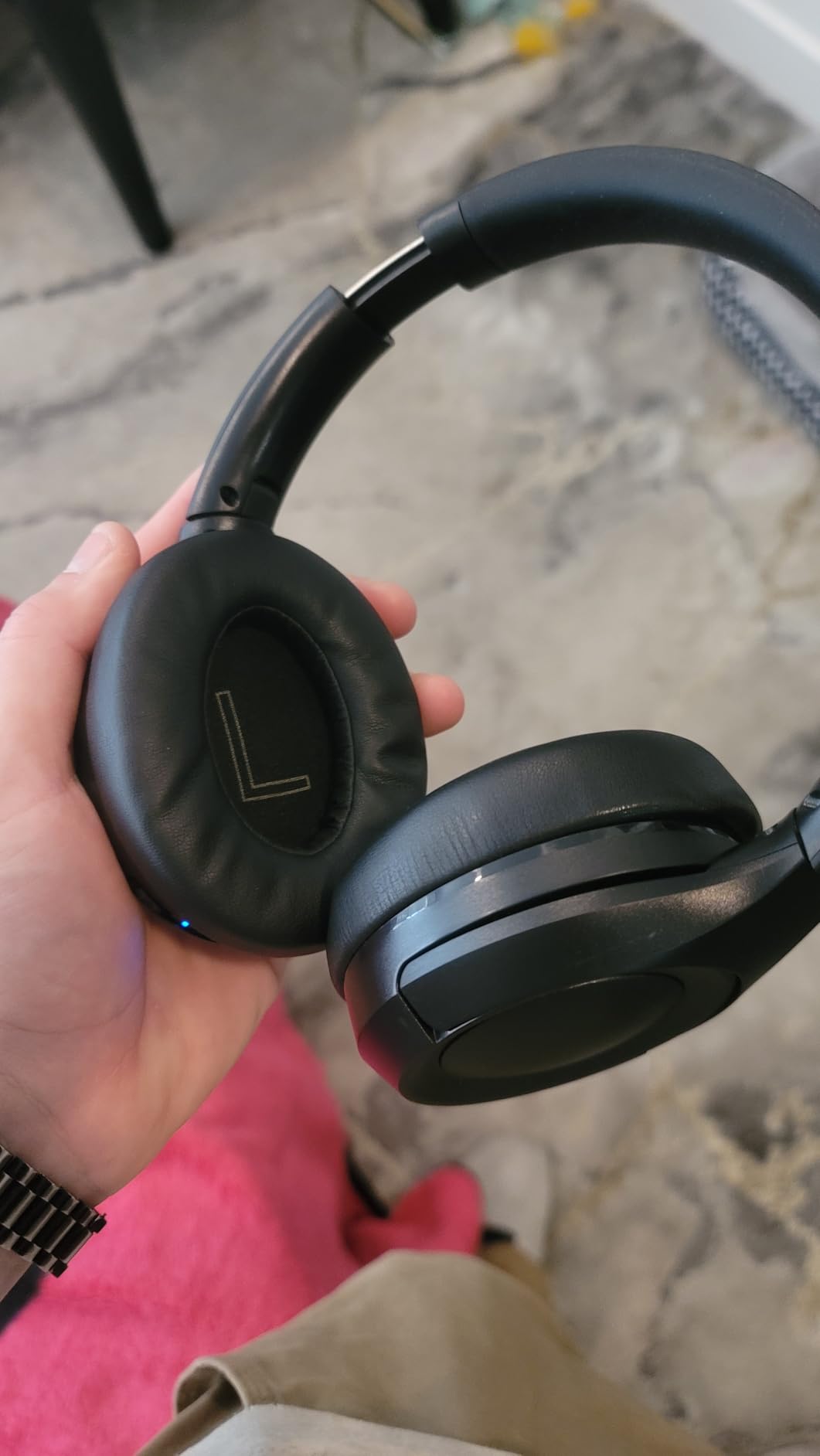 Active Noise Cancelling Headphones, Bluetooth Over Ear, Hi-Fi Stereo, 100H Playback Time, High-Resolution Audio, Water Resistant, Deep Bass, Memory Foam Ear Cups customer photo 1