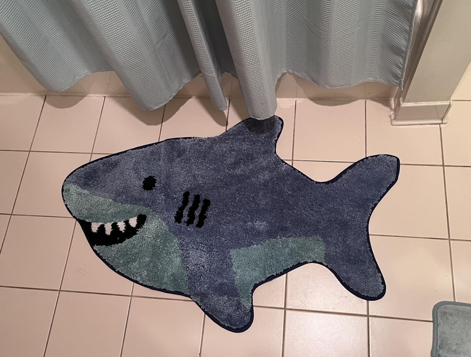 Percozzi Shark Shaped Bathroom Rug, 25