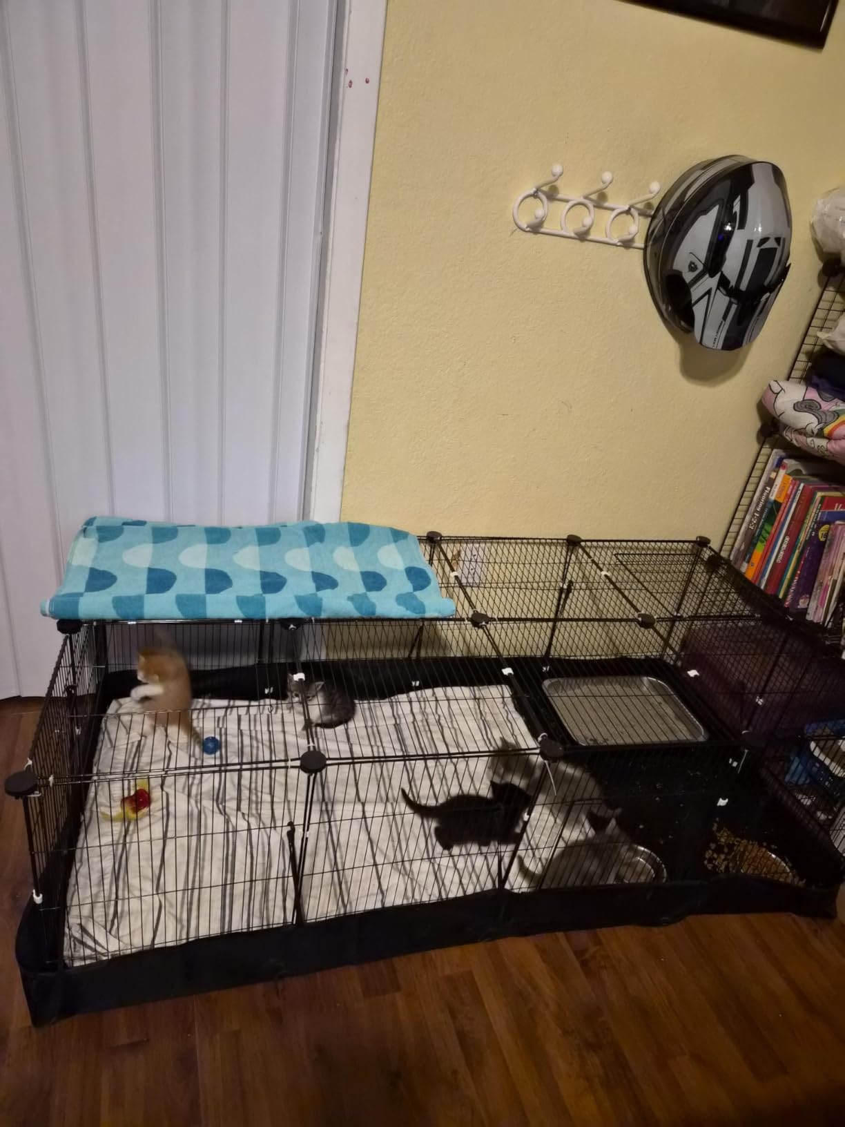 20 Planes Guinea Pig Cages Enclosed Hamster Cage with Door & Waterproof Liner, Expandable Cage for Guinea Pigs, Metal Wire Yard Fence Rabbit Cage customer photo 2