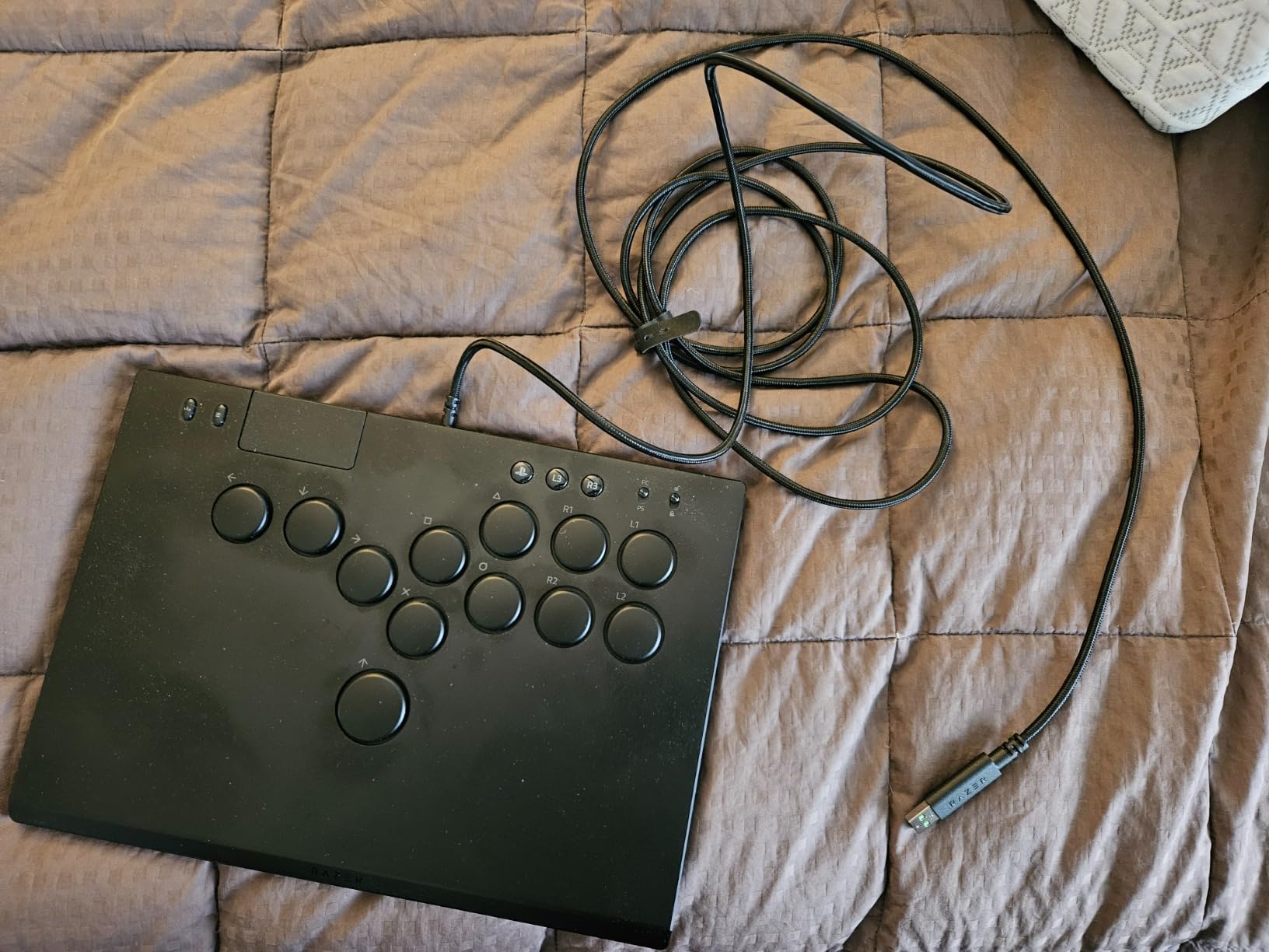 Razer Kitsune All-Button Arcade Controller, For PS5 & PC, 2XKO Edition customer photo 2