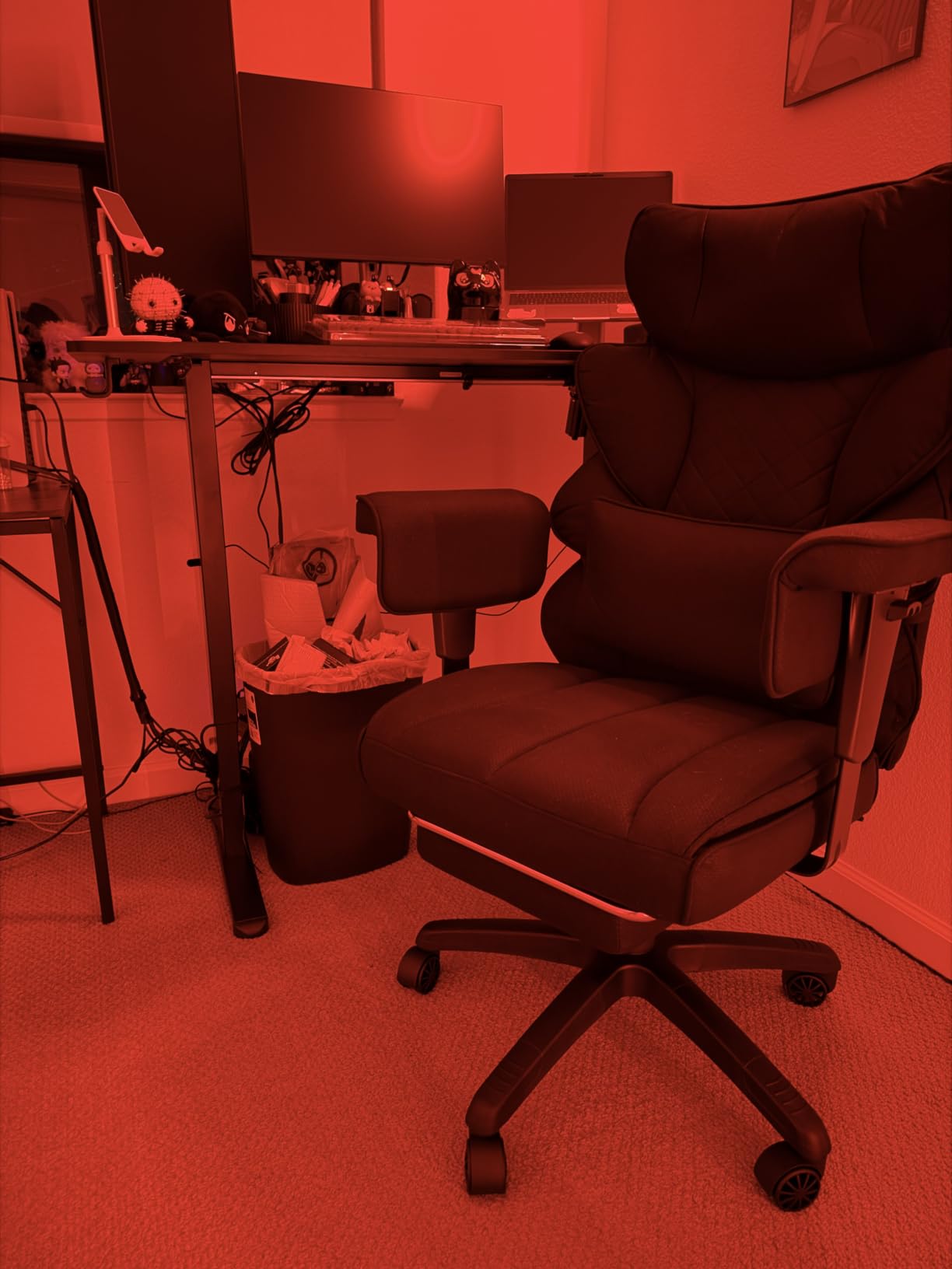 Dowinx Big and Tall Office Chair with Pocket Spring Cushion,High Back Computer Gaming Chairs with Adjustable Armrests,Executive Desk Chairs with Lumbar Support and Footrest,Cloth-Black customer photo 1
