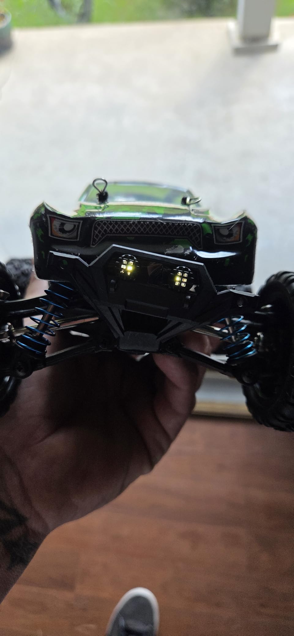 TENSSENX 1:18 Scale All Terrain RC Cars, 40KPH High Speed 4WD Remote Control Car with 2 Rechargeable Batteries, 4X4 Off Road Monster Truck, 2.4GHz Electric Vehicle Toys Gifts for Kids and Adults customer photo 1