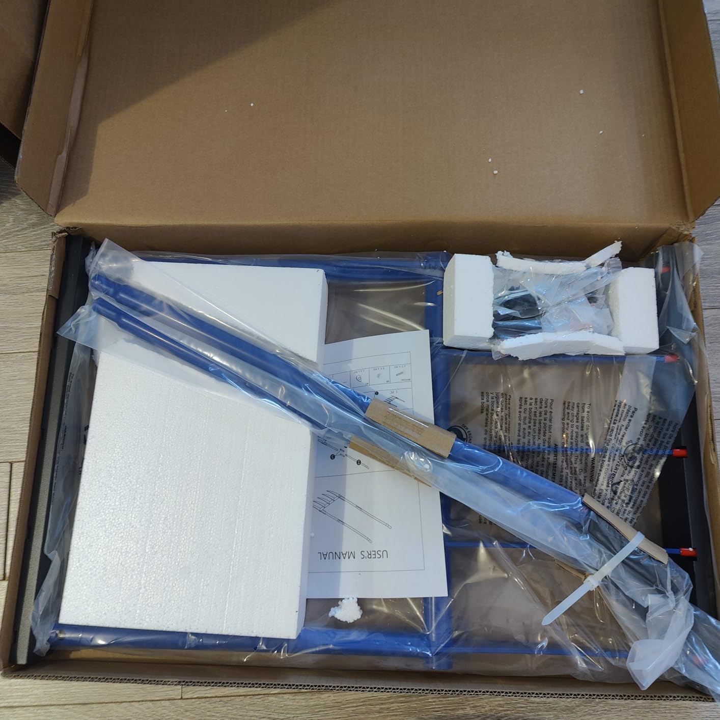 56'' Heavy Duty Broadfork for All the Soils, Detachable Design Pitchfork, 5 Sharp and Cambered 11'' Tines Bord Fork Garden Tool, Ergonomic Handles, Good Package, Easy Assembly, Blue. customer photo 2