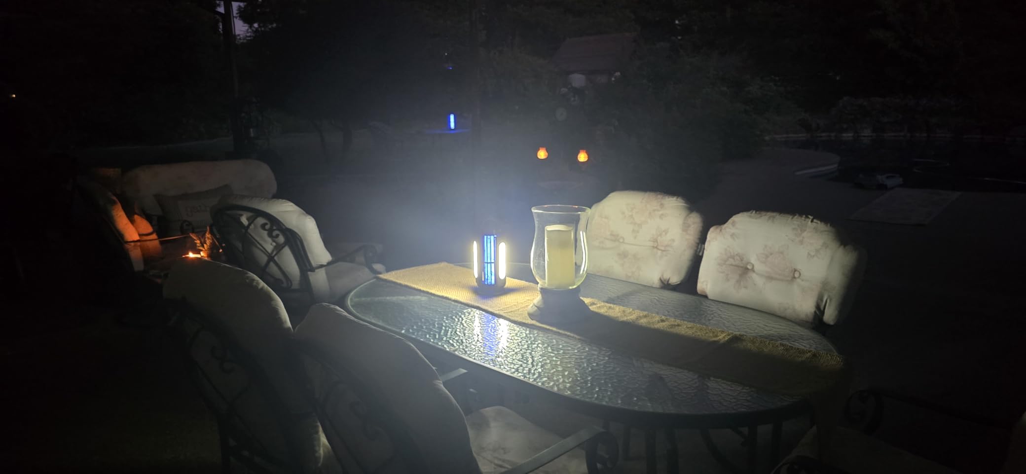 TYPEC 2 Pack Solar Bug Zapper, 3 Solar Charging Panels, 4200V Mosquito Zapper, Auto On/Off LED Light, IP67 Waterproof, USB-C & Solar Powered, Indoor Outdoor Insect Killer for Yard Patio Garden customer photo 2