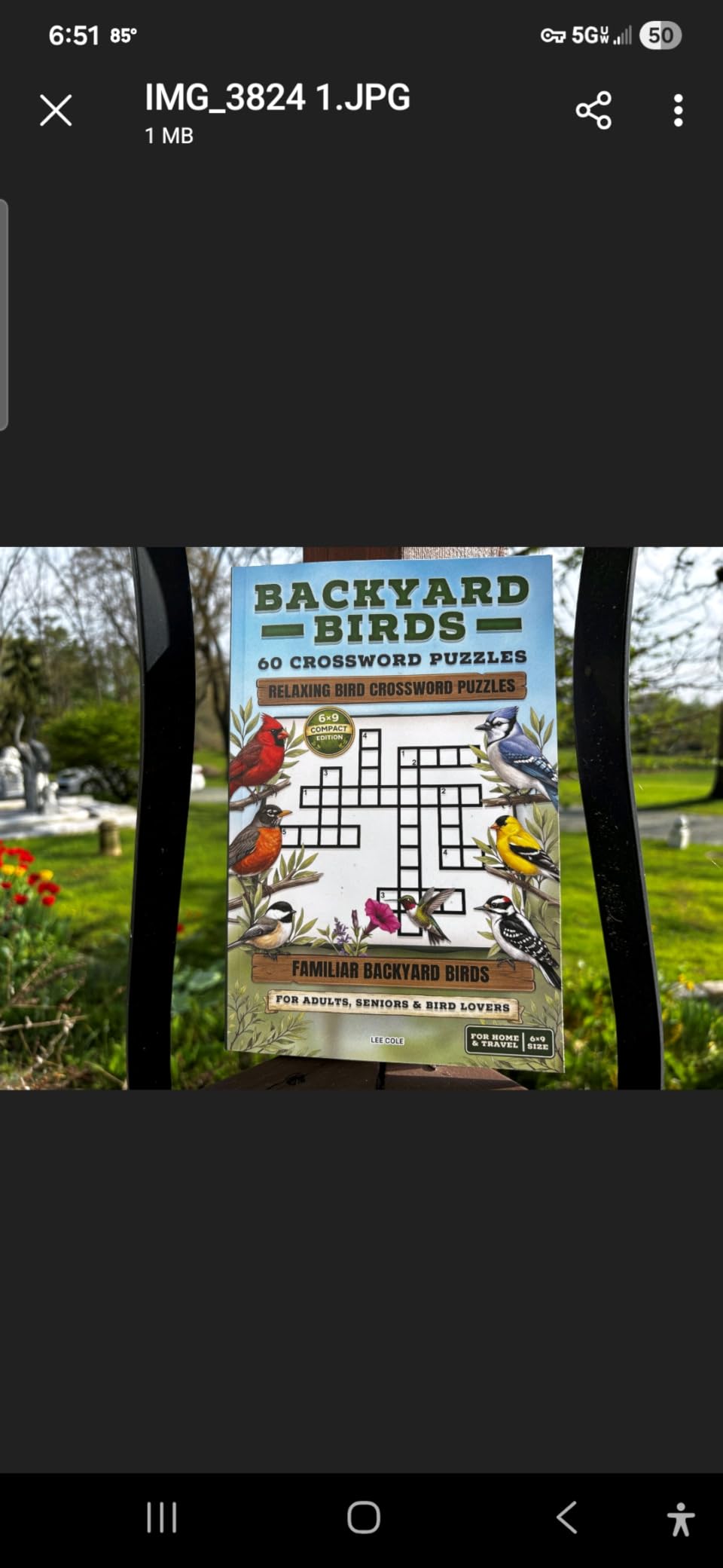 Backyard Birds of North America Crossword Puzzle Book: 60 Relaxing Crosswords with Familiar Garden & Neighborhood Birds - Easy to Challenging Puzzles - Bird Lovers (Bird Crossword Puzzle Series) customer photo 1