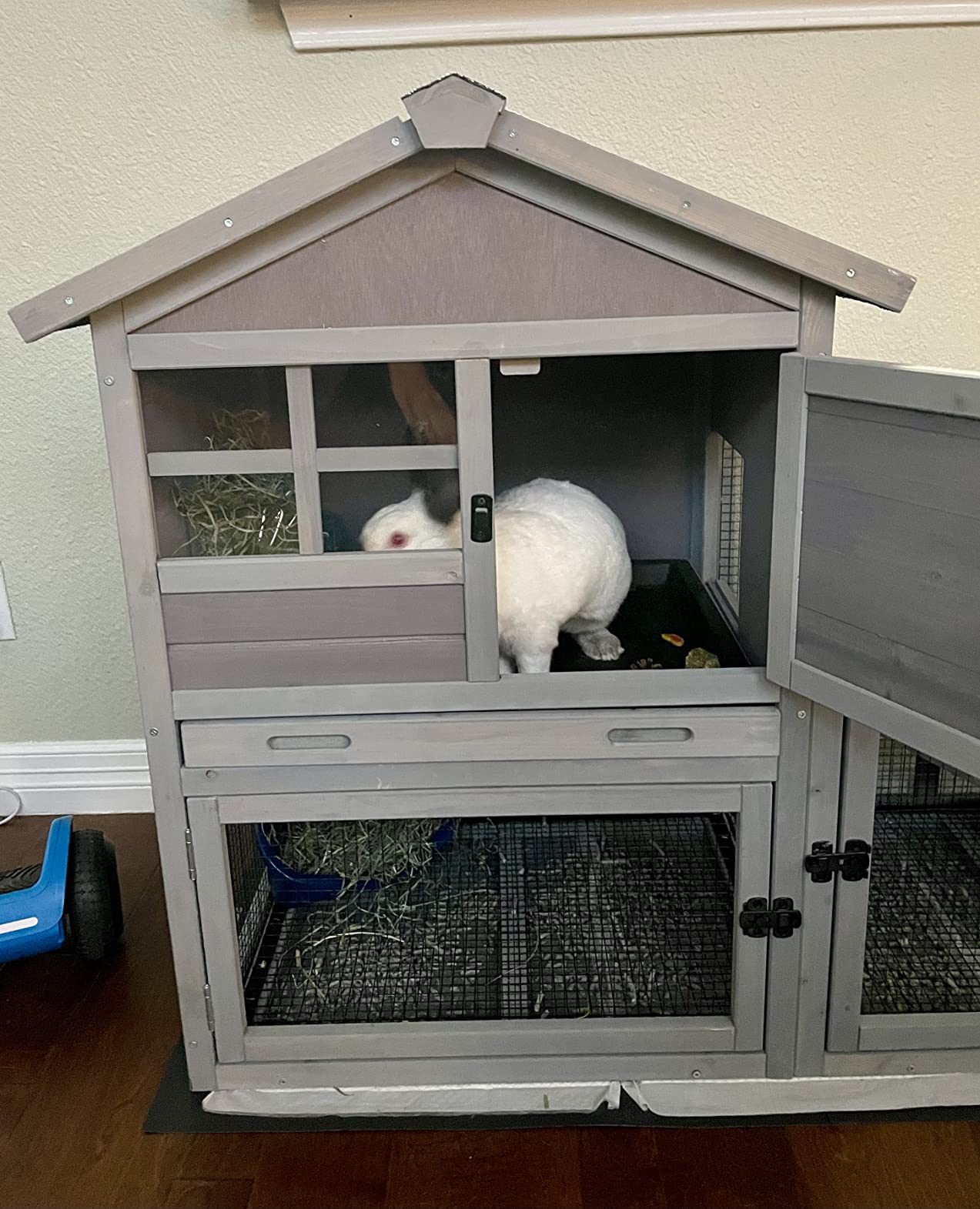 80.5’’ Outdoor Chicken Coop, Mobile Chicken Tractor with Wheels, Large Poultry Hen Cage with Nesting Box, Waterproof Roof and Sliding Out Tray, Wooden Chicken House for 2-4 Chickens customer photo 2