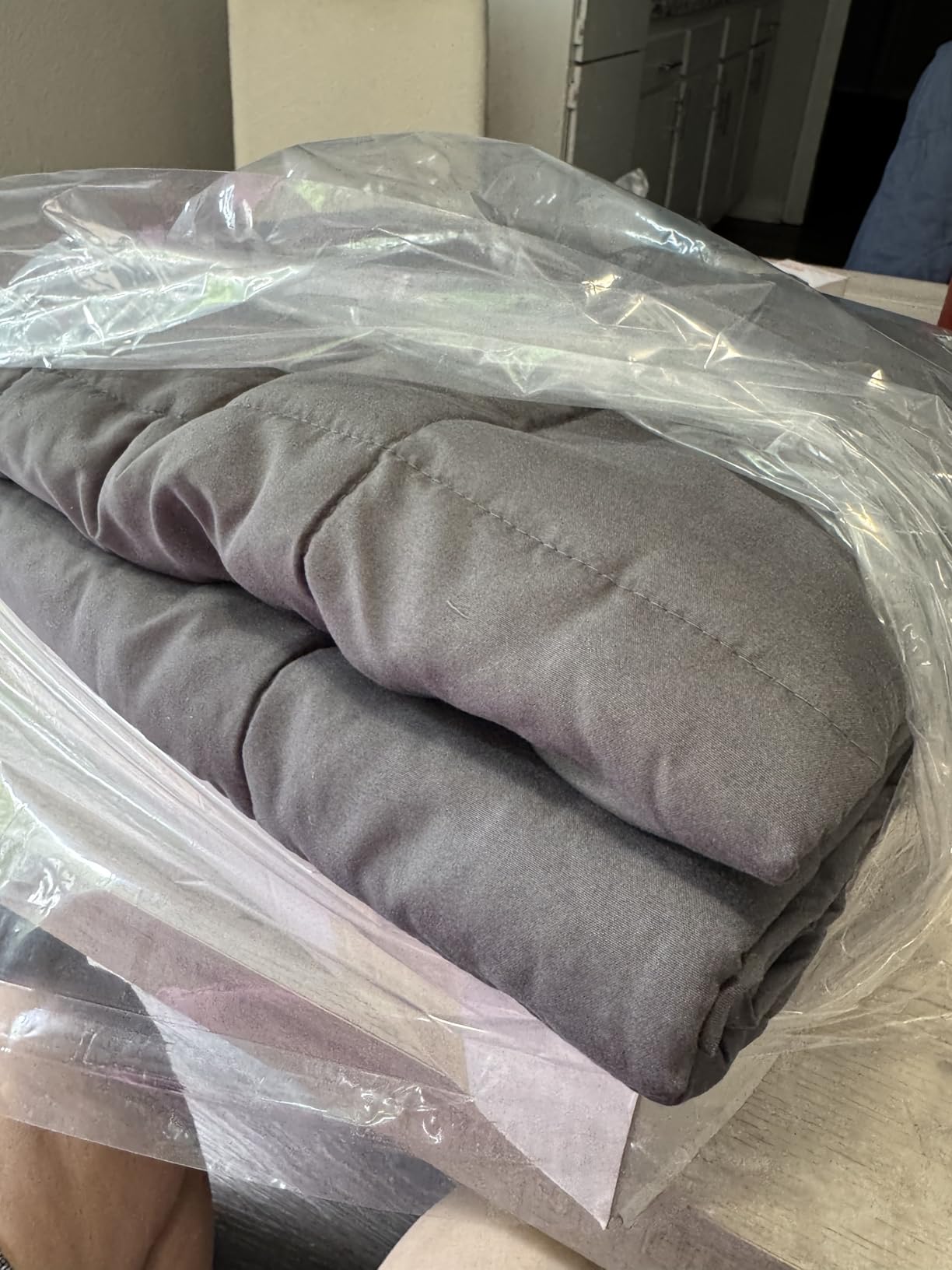 Smart Queen Weighted Blanket 20lbs (60”x80”,Grey) Full Size Soft Cooling Heavy Blanket for Sleeping, Breathable All Season Comfort with Premium Glass Beads,Machine Washable customer photo 1