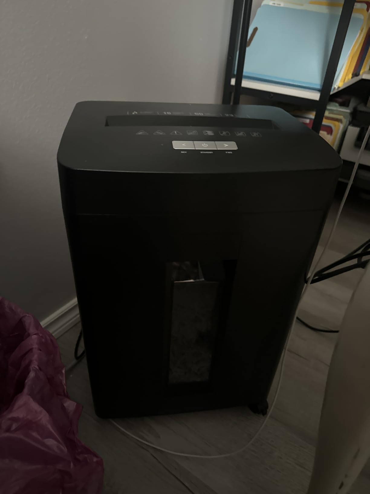 6-Sheet Shredder for Home Office, 3.43 Gallon Cross Cut Shredder, P-4 High Security Paper Shredders for Credit Card Staple Clip, Portable Handle Design customer photo 2
