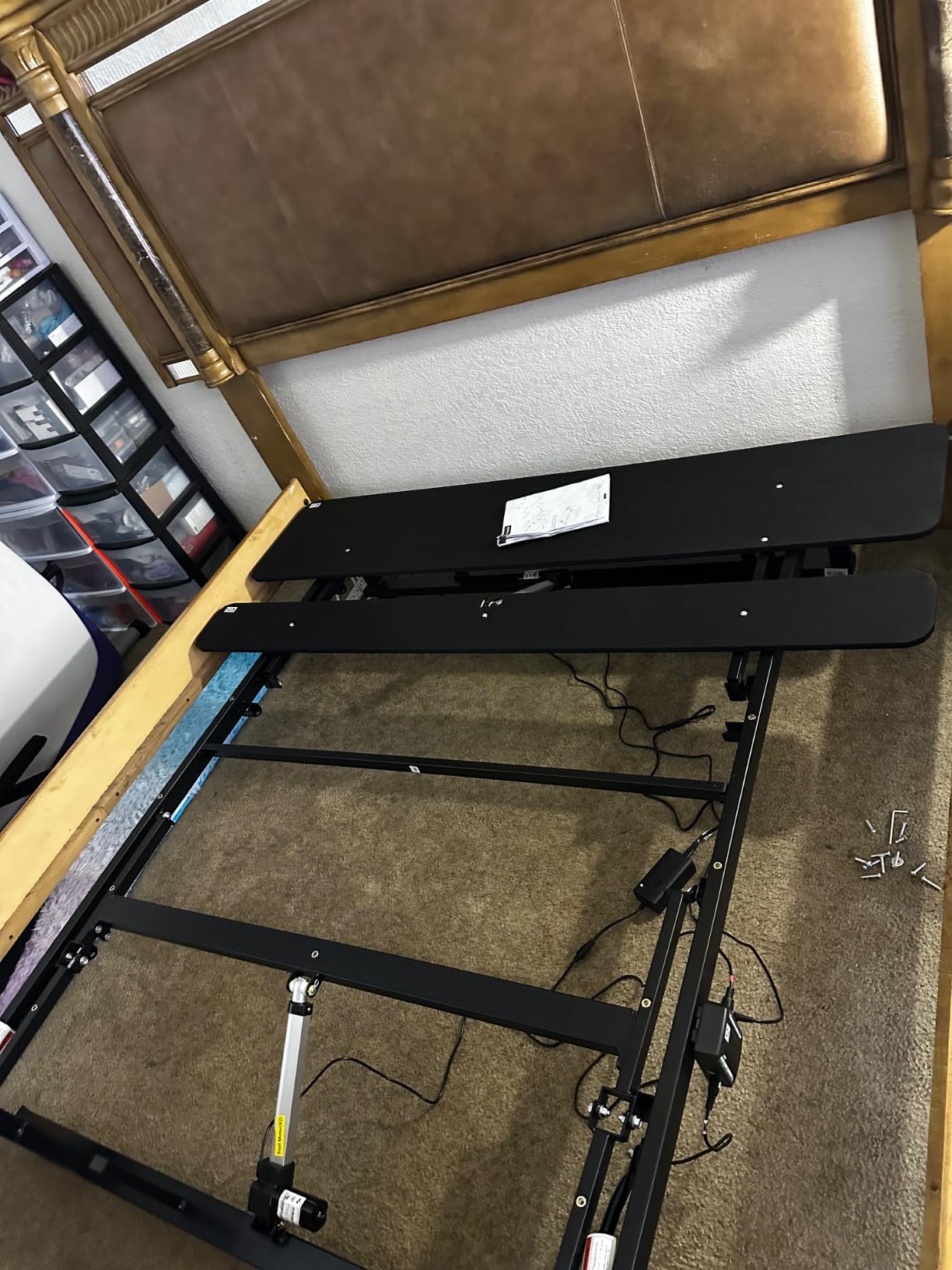 Mixcous King Adjustable Bed Frame with Zero Gravity Heavy Duty 750 lbs customer photo 1