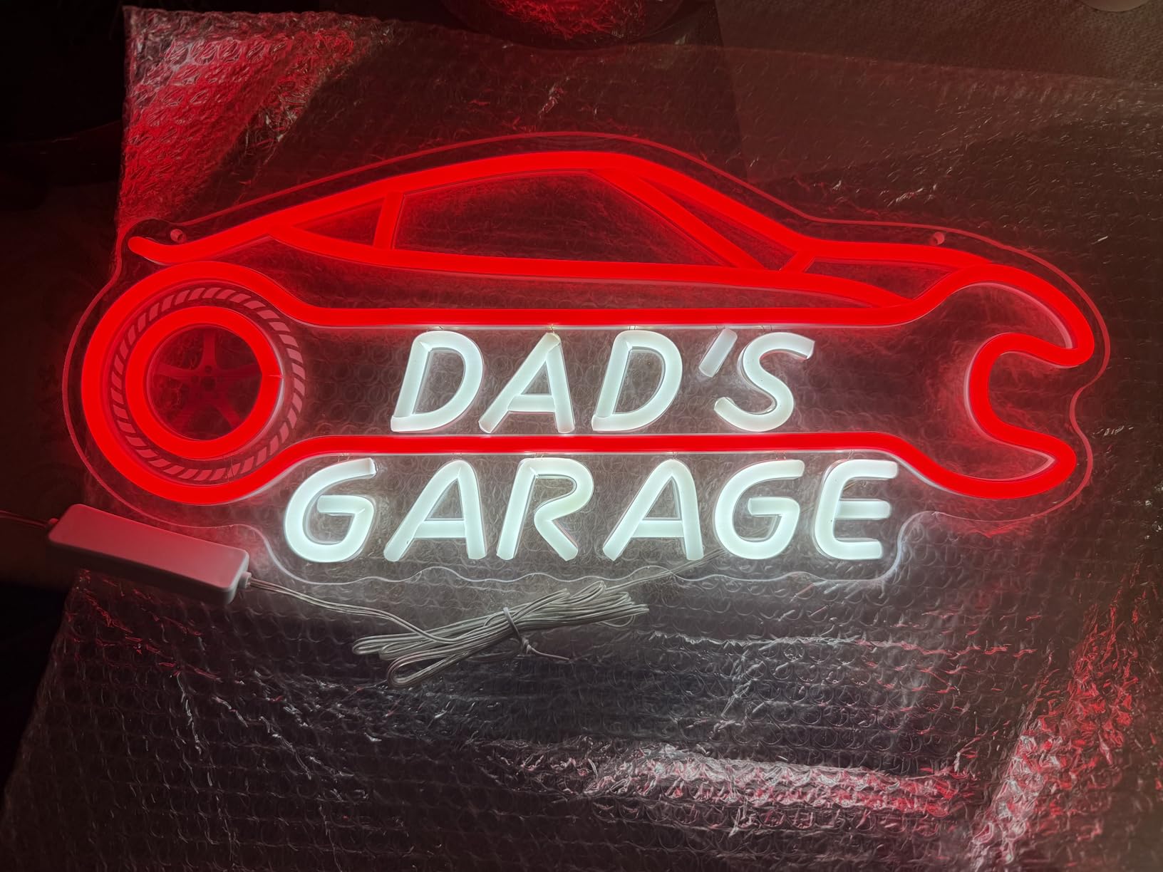 Muscle Car Neon Sign - V8 Engine Neon Light for Garage Decor & Man Cave, LED Room Decor for Men, USB Powered Racing Car Wall Art, Mechanic Gifts for Car Enthusiasts customer photo 1