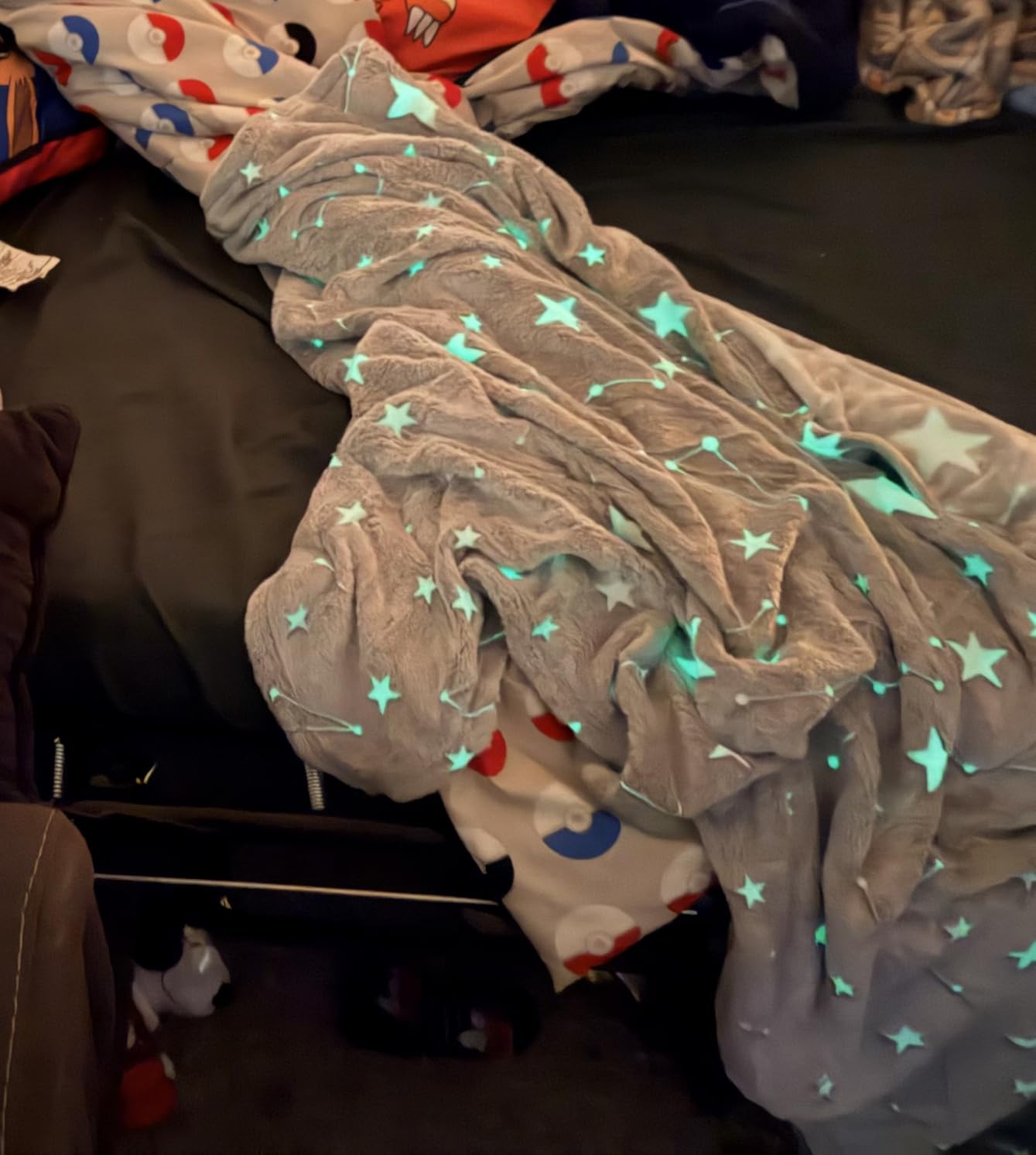 Joiedomi Glow in The Dark Blanket Dinosaur Fossil, Gifts for Boys Age 2 3 4 5 6 7 8 9 10 11 12 Year Old, Soft Cozy Flannel Kids Throw Blanket, Birthday Bedroom Decor 50