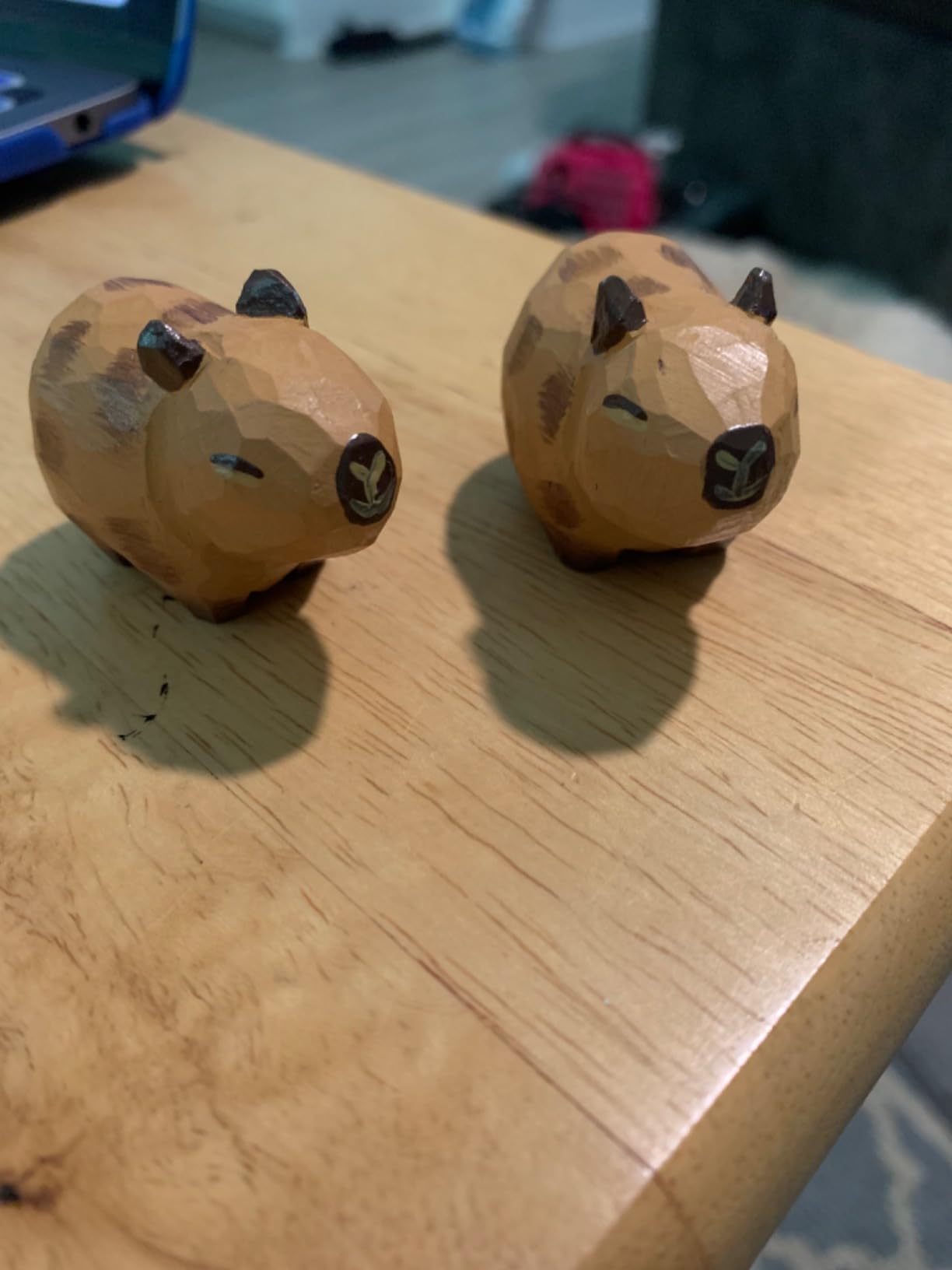Hand-Carved Wooden Leopard Figurines, 2PCS Woodland Animal Statue Set for Desk & Home Decor, Rustic Mini Wildlife Sculptures, Gift for Animal Lovers customer photo 2