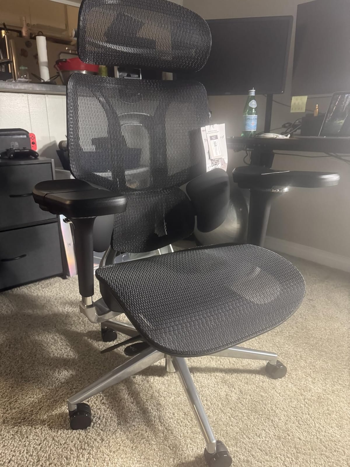 Hbada E3 Ultra Ergonomic Office Chair, Big and Tall Office Chairs - with 3-Zone Dynamic Lumbar Support, 360° Mechanical Armrests, 4D Adjustable Headrest, Aluminum Alloy, Black customer photo 2
