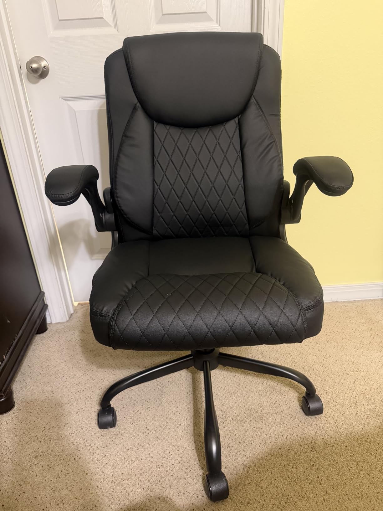 GTPOFFICE Executive Office Chair with Comfortable Lumbar Support, Ergonomic Gaming Chair with Flip-up Armrests & Zoned Pressure-Relief Cushion, Comfy PU Leather Desk Chair, Black customer photo 1