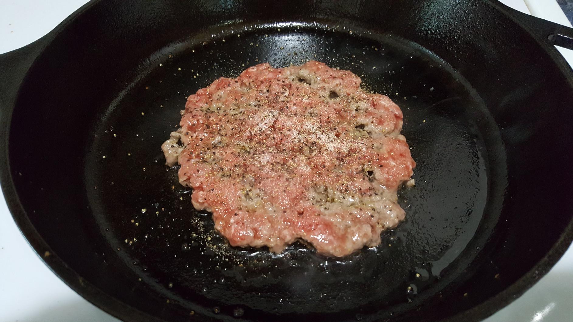 Lodge Pre-Seasoned Cast Iron Skillet, PFAS-Free, 10.25 Inches customer photo 1