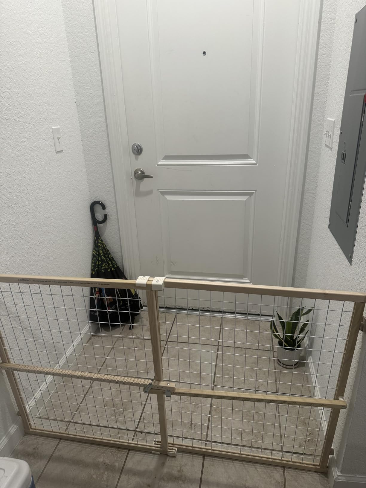 Toddleroo by North States - Extra-Wide Wire Mesh Wooden Baby Gate: Pressure Mounted Baby Gate for Doorways - Adjustable 29.5 to 50 Inches Wide - 31 Inches Tall customer photo 2