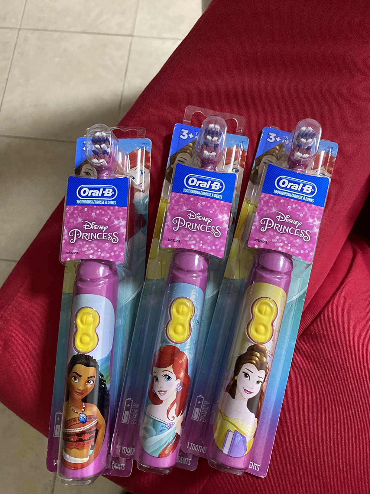 Oral-B Pro-Health Stages Disney Princess Battery Power Kids Electric Toothbrush (Packaging May Vary) customer photo 1