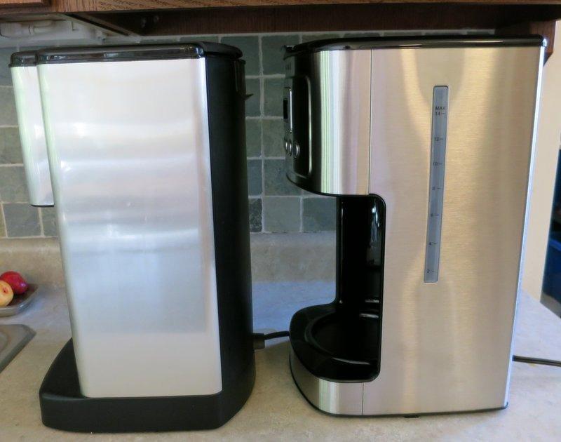 Cuisinart Coffee Maker, Programmable, 14-Cup Glass Carafe, DCC-3200 customer photo 1