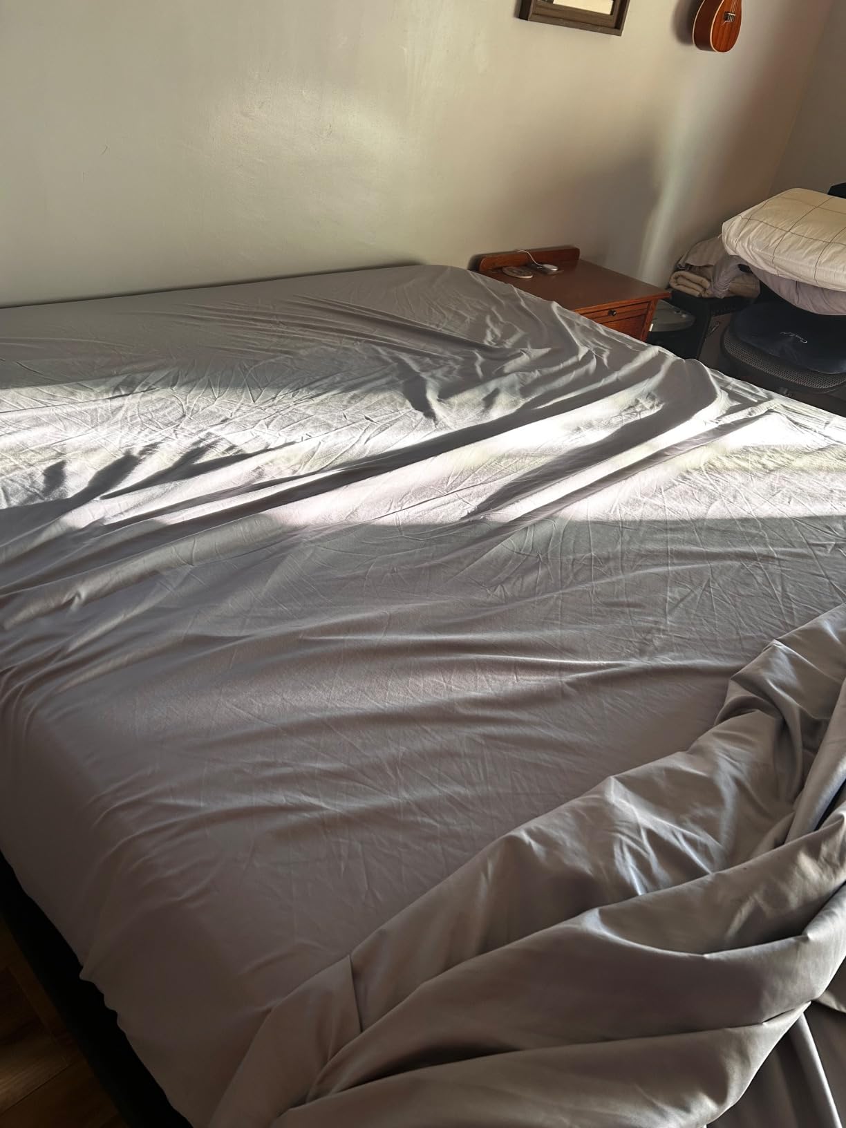 Mellanni Iconic 4-Piece Bed Sheet Set, 16