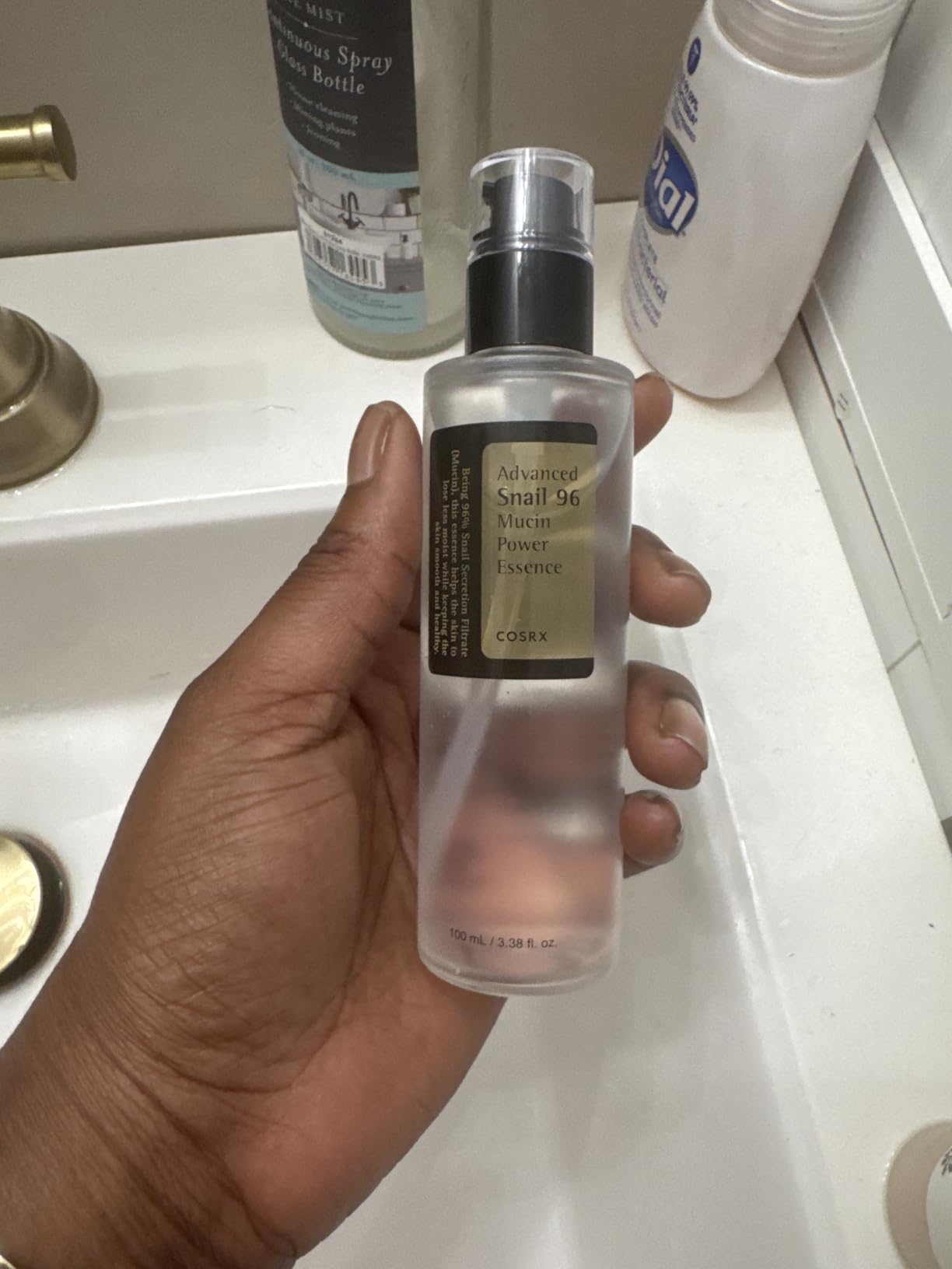 COSRX Snail Mucin 96% Repairing Serum for Sooothing & Hydrating 3.38 oz. customer photo 2