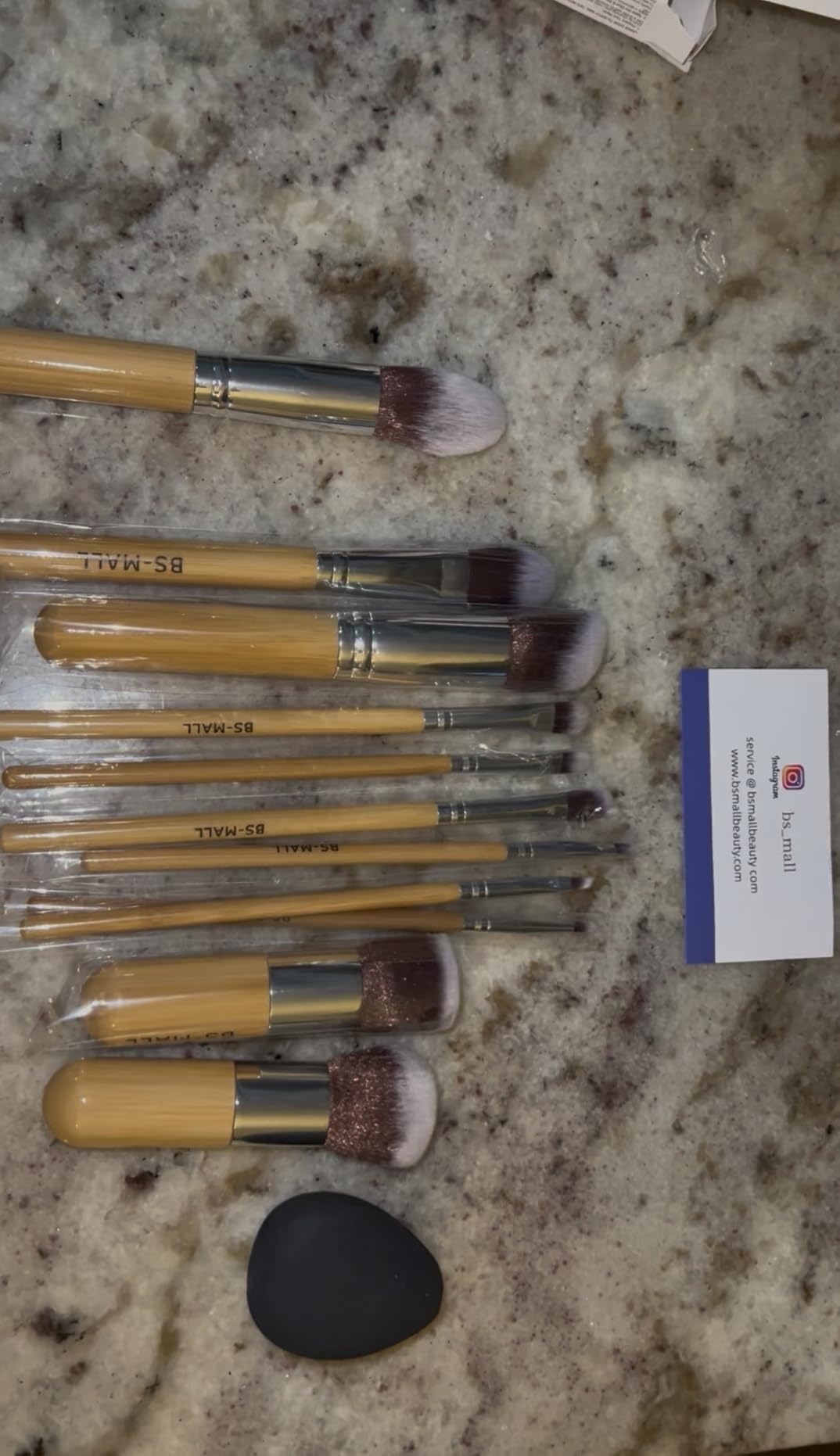 BS-MALL Makeup Brush Set 11 Pcs Makeup Sponge, Professional Bamboo Makeup Brushes for Foundation, Powder, Blush, Concealer, Eyeshadow & Blending, Ideal for Travel, Beginners & Makeup Artists customer photo 1