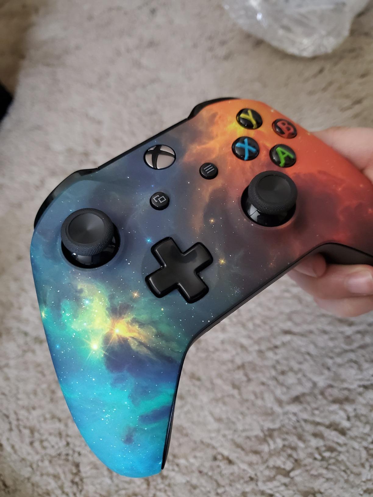 Xbox Wireless Controller – Black customer photo 2