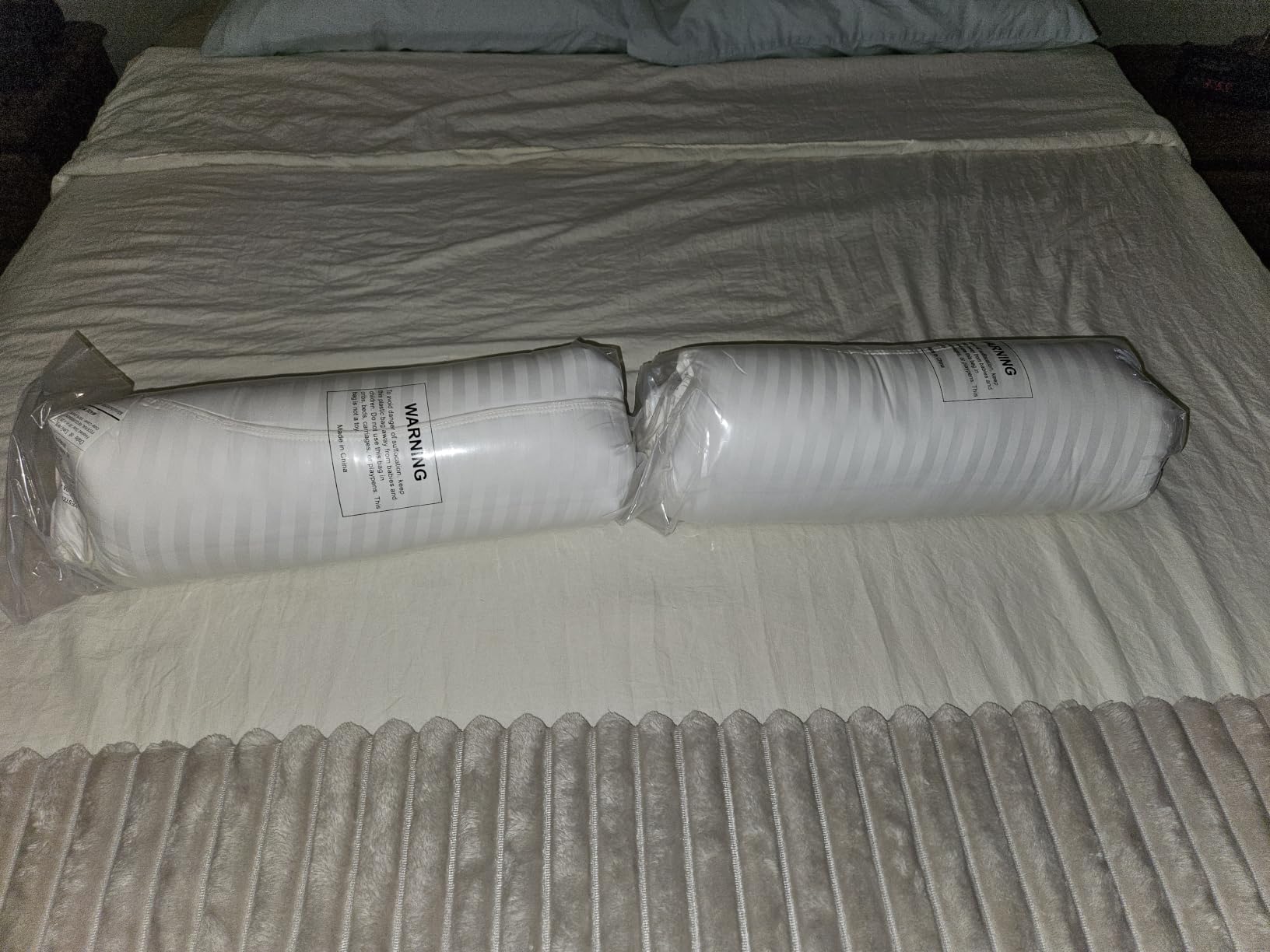 Beckham Hotel Collection Bed Pillows Standard/Queen Size Set of 2 customer photo 2