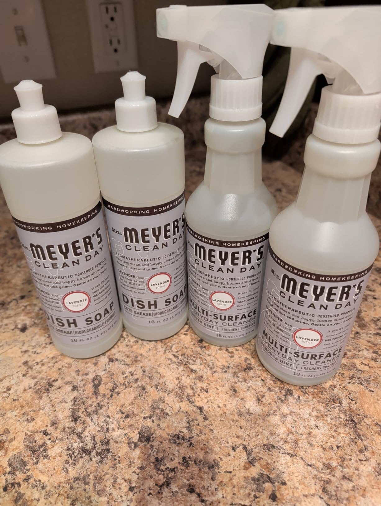 Mrs. Meyer's Clean Day, Liquid Dish Soap, Lemon Verbena, 16 Fl Oz, 3 Count customer photo 1