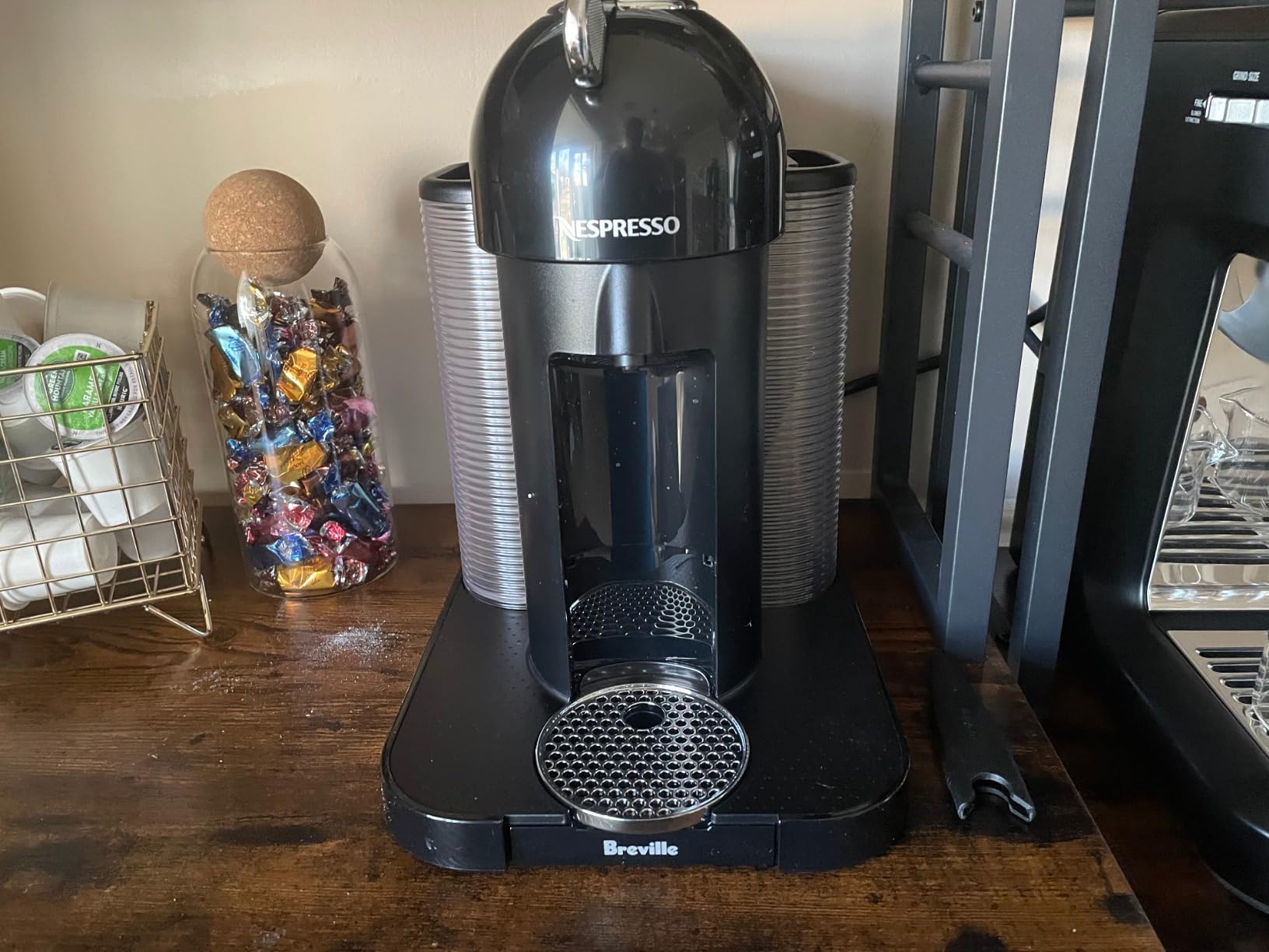Nespresso Vertuo Coffee and Espresso Maker by Breville, Chrome with Aeroccino Milk Frother customer photo 1