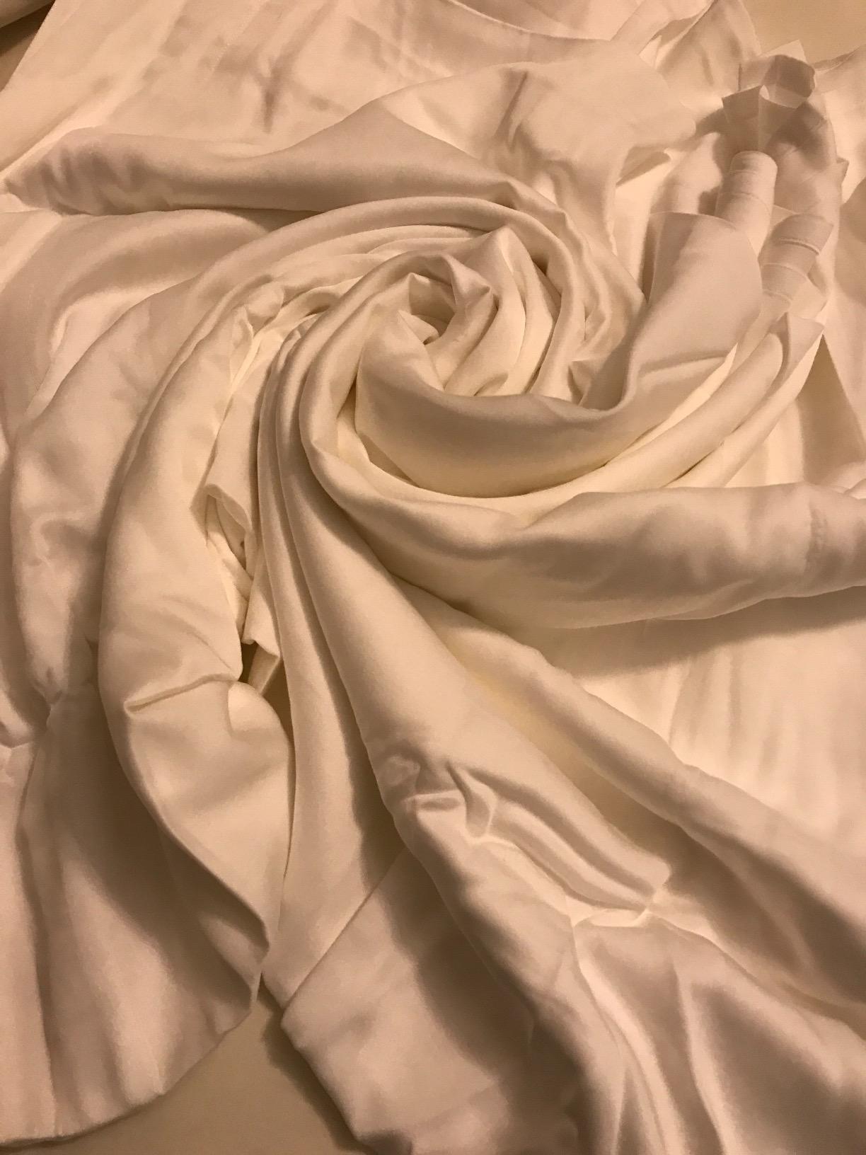 Hotel Sheets Direct 4 Piece Bed Sheet Set King Size, 100% Viscose Derived from Bamboo Sheets Set with 2 Pillowcases, Cooling & Breathable Luxury Bedding, Moisture-Wicking & Silky Soft Texture, White customer photo 1