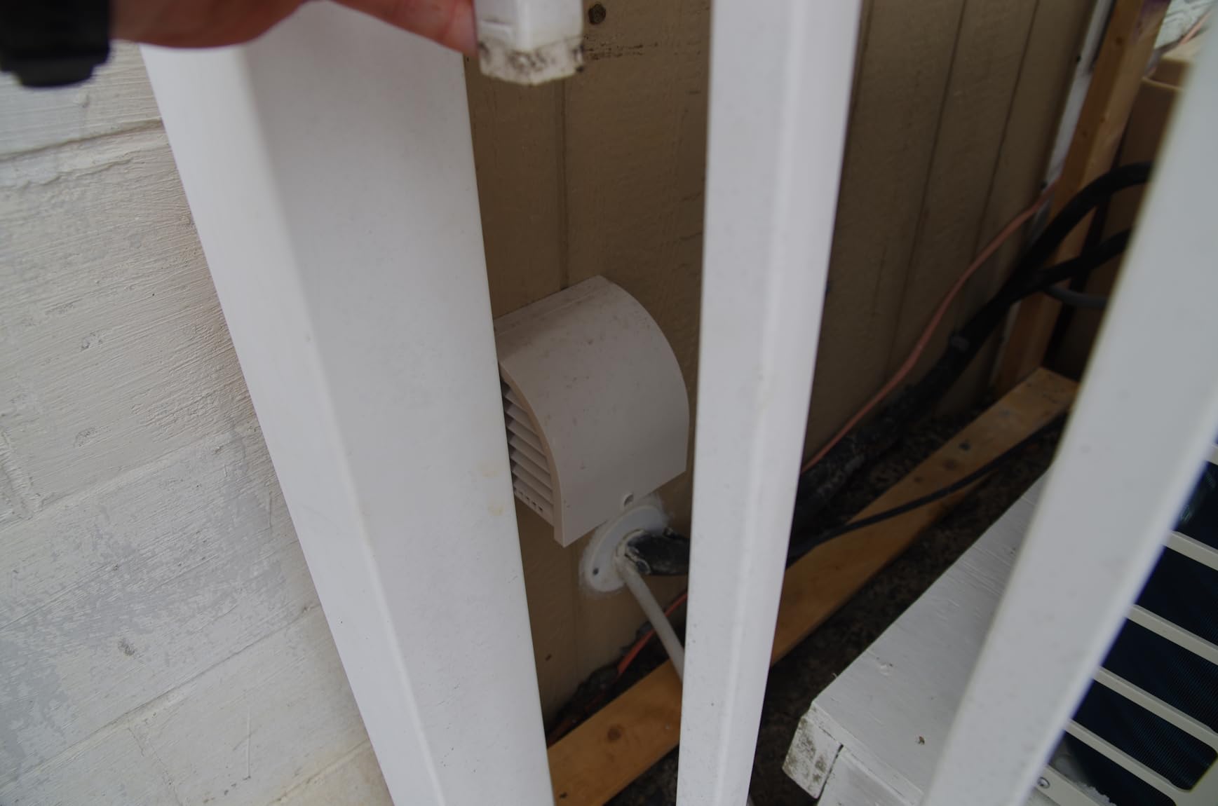 TOSOT 12,000 BTU 24.5 SEER2 Mini Split, Aoraki Series, 208-230V, White customer photo 2
