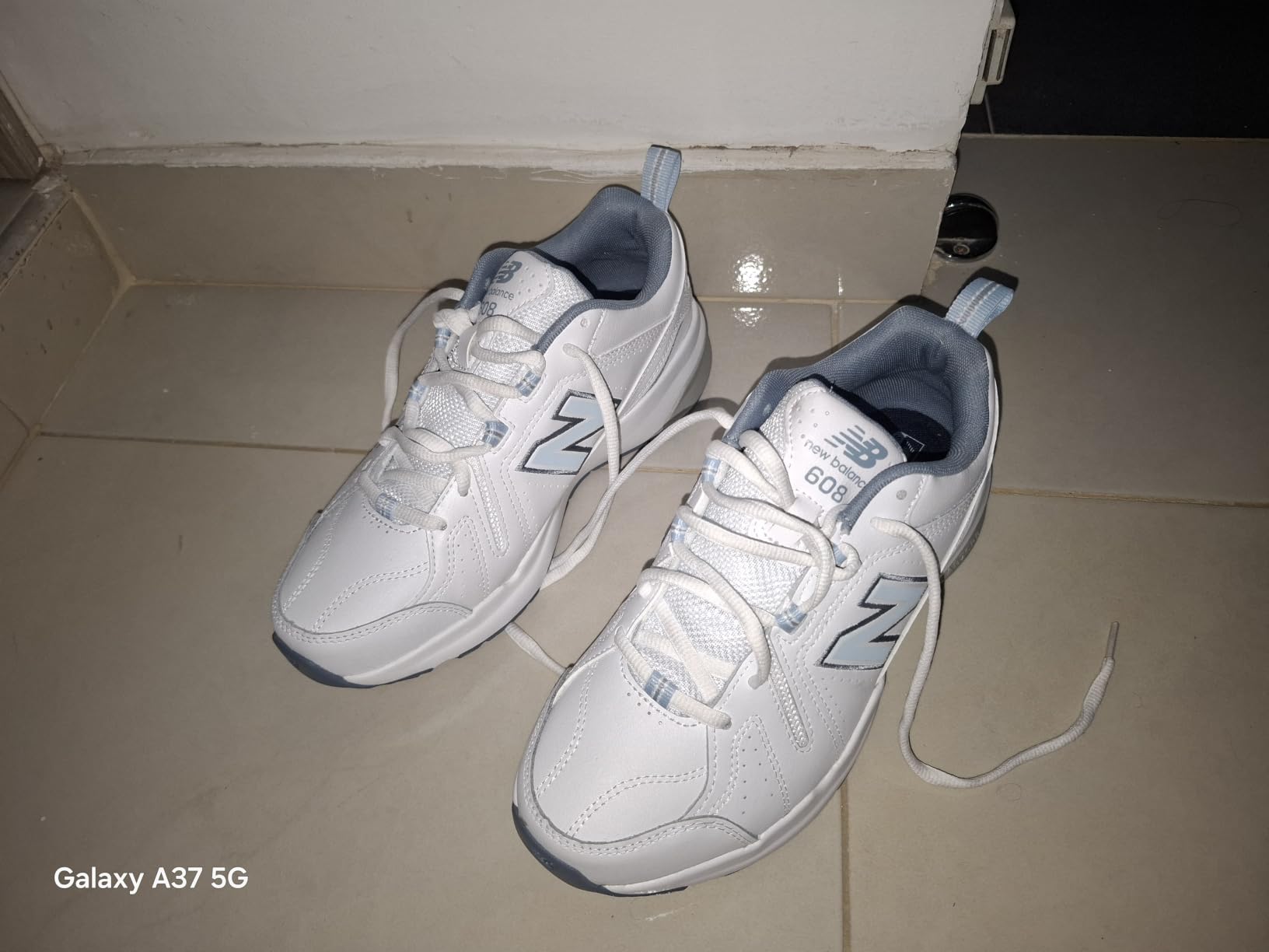 New Balance Women's 608 V5 Casual Comfort Cross Trainer customer photo 1