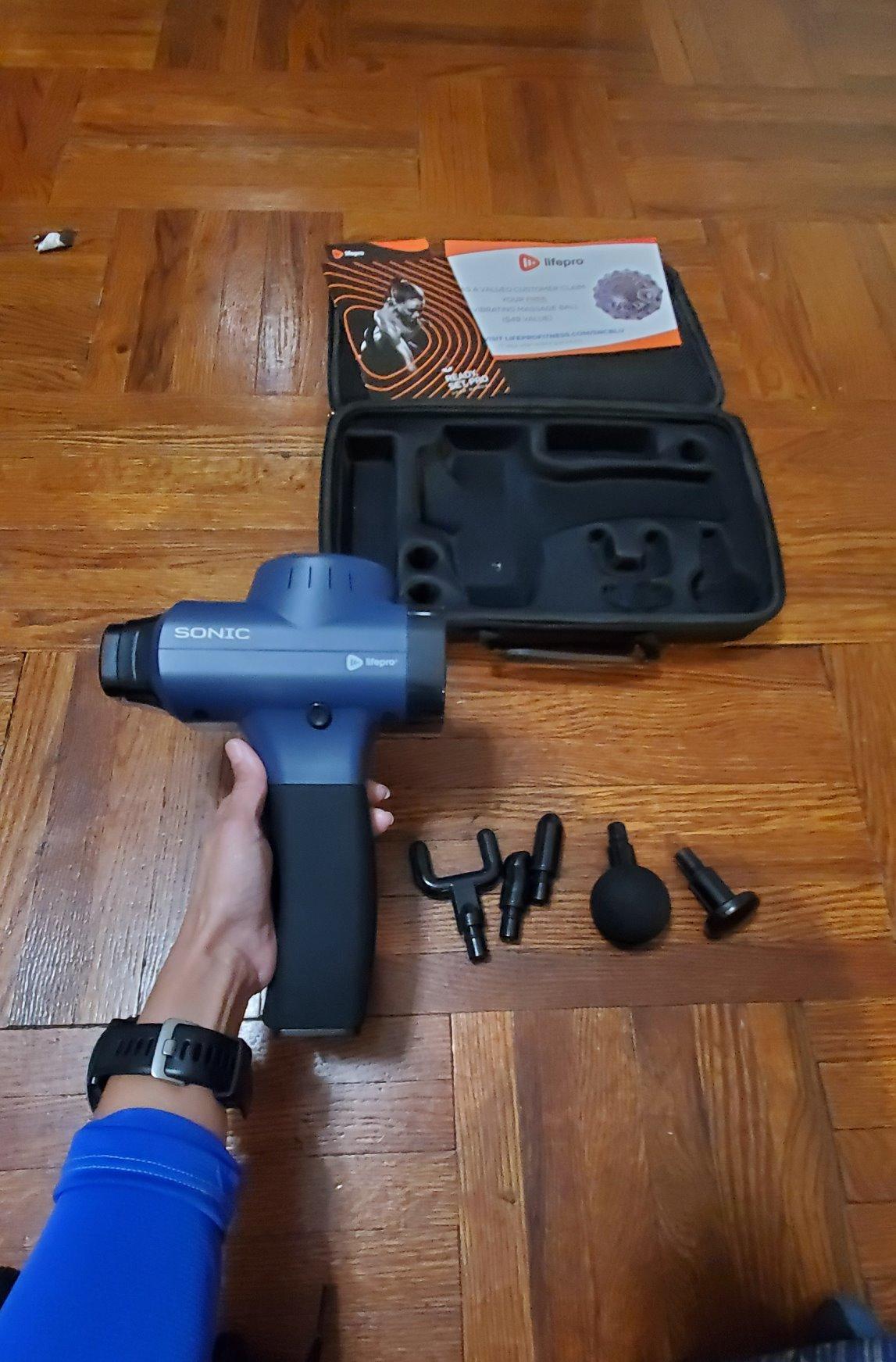 LifePro Sonic Massage Gun Percussion Muscle Massager, 8 Heads & 5 Speeds customer photo 2
