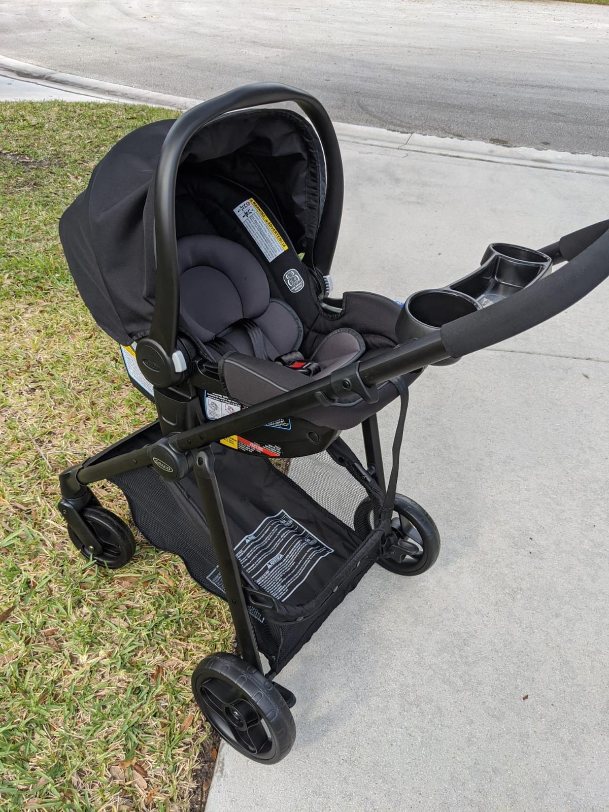 Graco Modes Element Travel System, Baby Car Seat and Stroller Combo, Includes: SnugRide Lite LX Infant Car Seat and Reversible Baby Stroller, Great Gift for New Parents, Canter customer photo 2