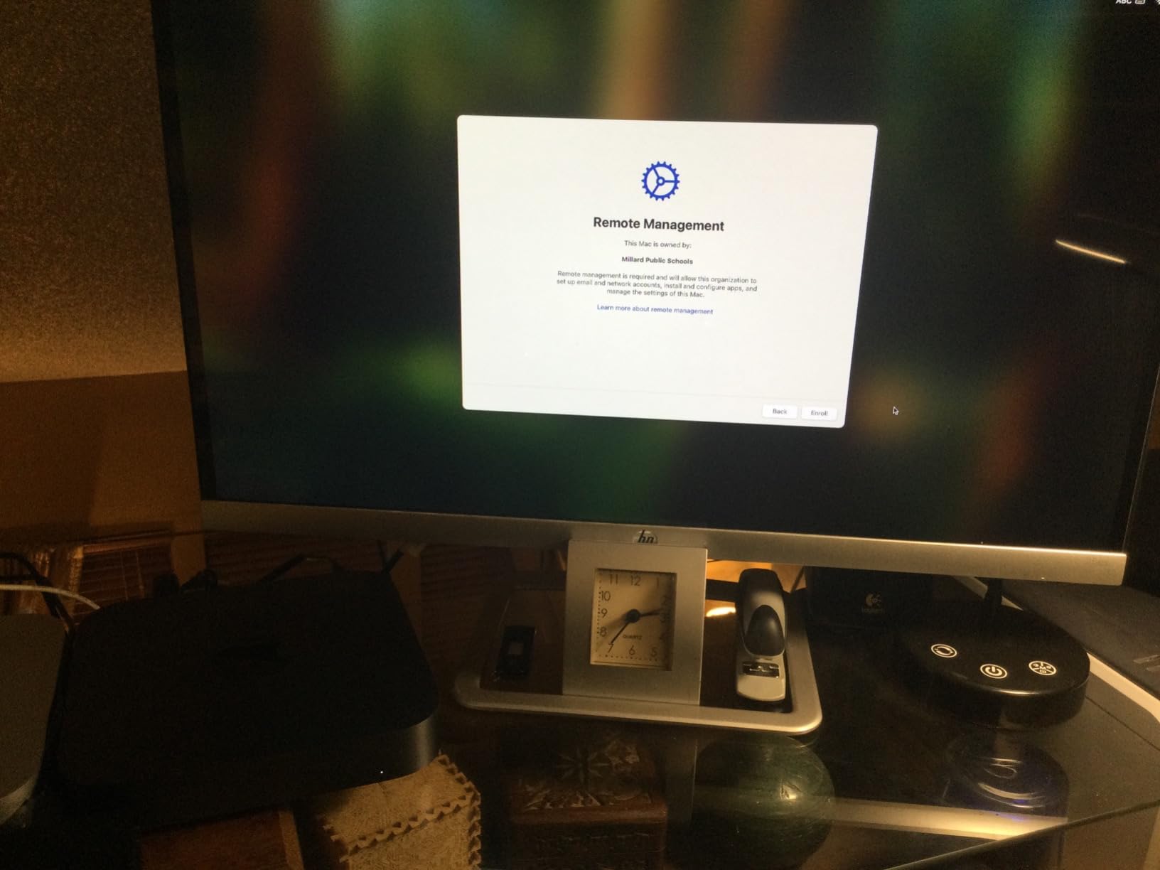 Apple Mac Mini Desktop - Intel Core i3-8GB Memory - 256GB Solid State Drive (Renewed) customer photo 1