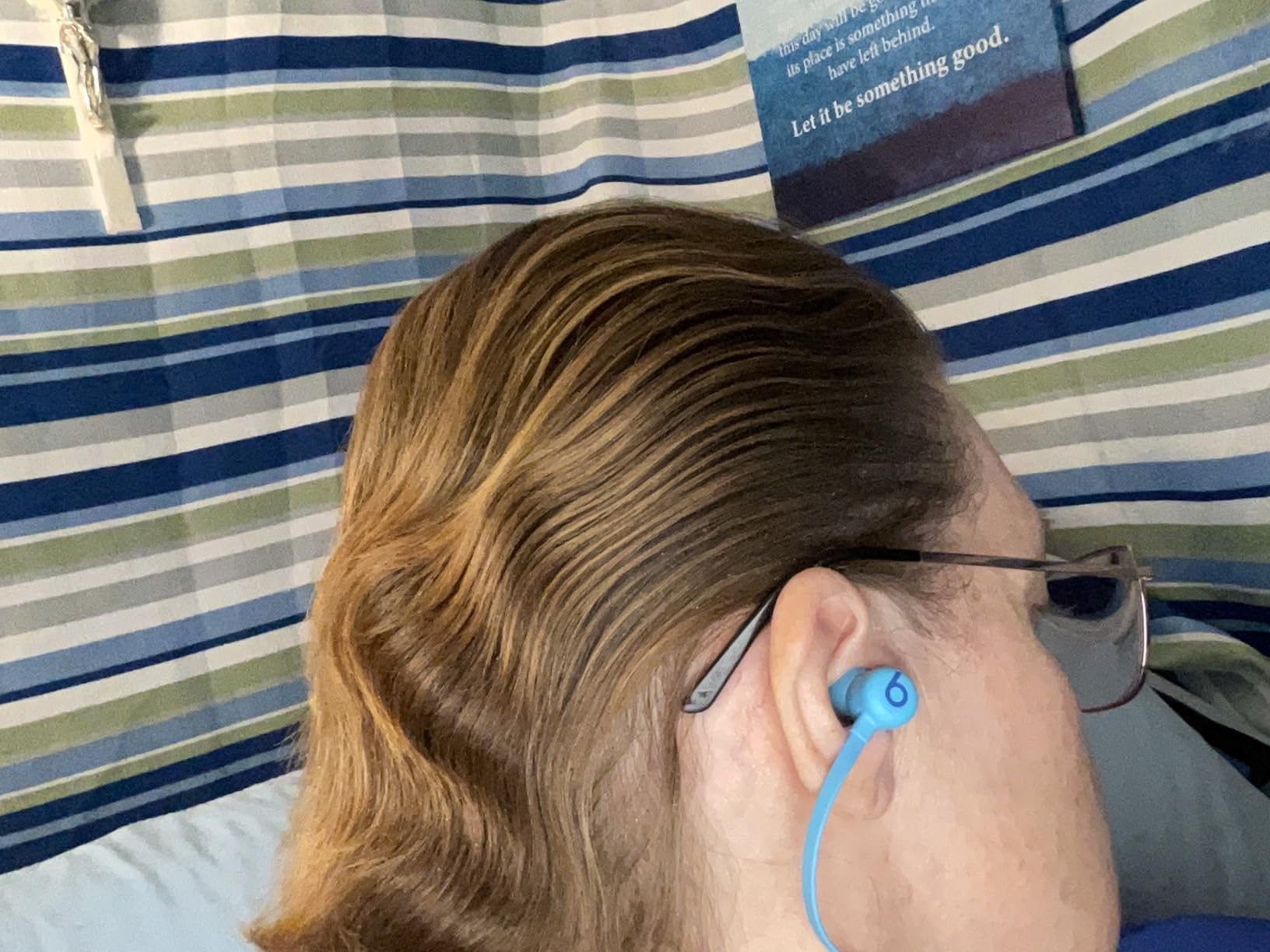 Beats Flex Wireless Earbuds - Apple W1 Headphone Chip, Magnetic Earphones, Class 1 Bluetooth, 12 Hours of Listening Time, Built-in Microphone - Yuzu Yellow customer photo 2
