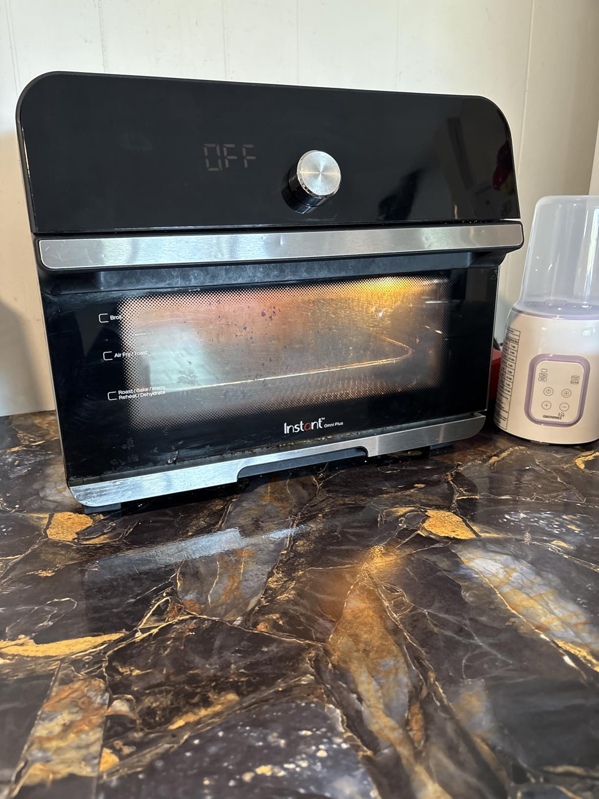Instant Pot Omni Plus 19 Qt 10-in-1 Air Fryer Toaster Oven, Black customer photo 2