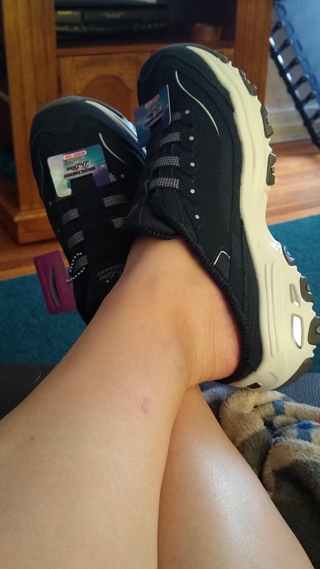Skechers Women's D'Lites Resilient Sneaker customer photo 1