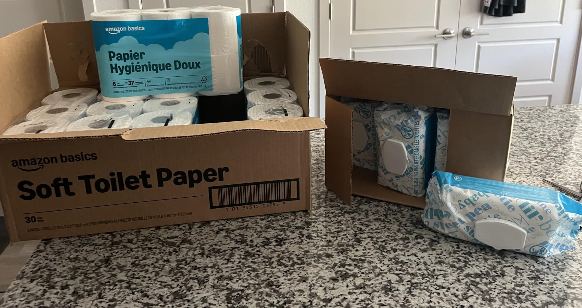 Amazon Basics 2-Ply Soft Toilet Paper, 30 Rolls (5 Packs of 6), 350 Sheets per Roll, Septic Safe, Equivalent to 185 Regular Rolls customer photo 1
