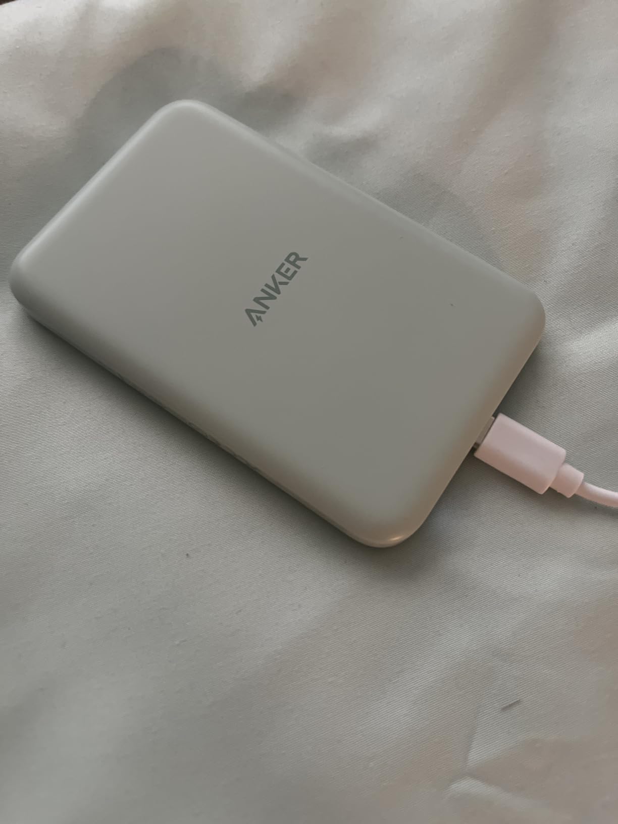 Anker 621 MagGo Power Bank, 5,000mAh Magnetic Portable Charger customer photo 1