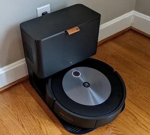 Refurbished iRobot Roomba Combo J7+ Paired with Alexa or Google Assistant Robot Vacuum and Mop customer photo 2